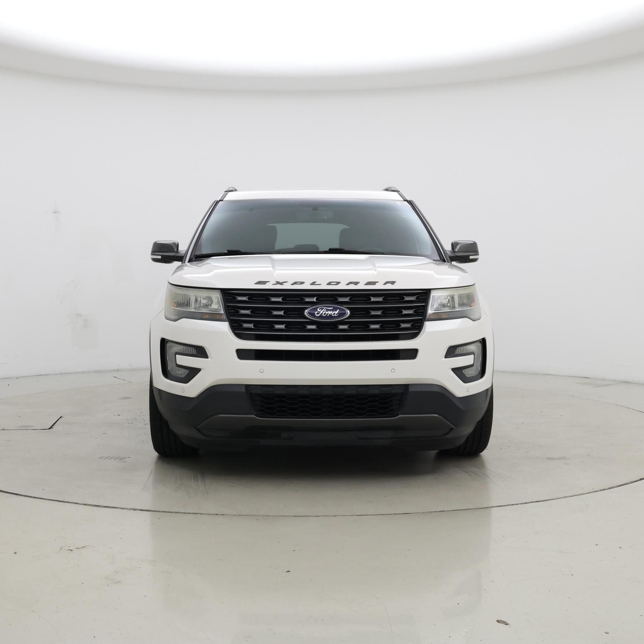 Thumbnail: 2017 Ford Explorer - 5
