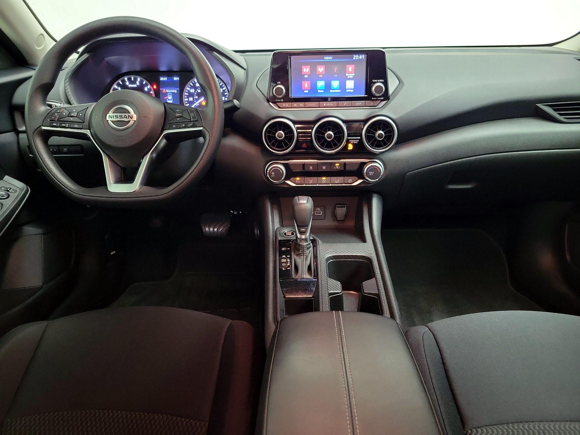 Thumbnail: 2023 Nissan Sentra - 9