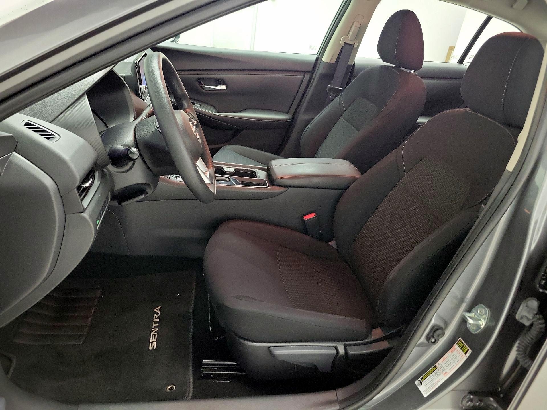 Thumbnail: 2023 Nissan Sentra - 11