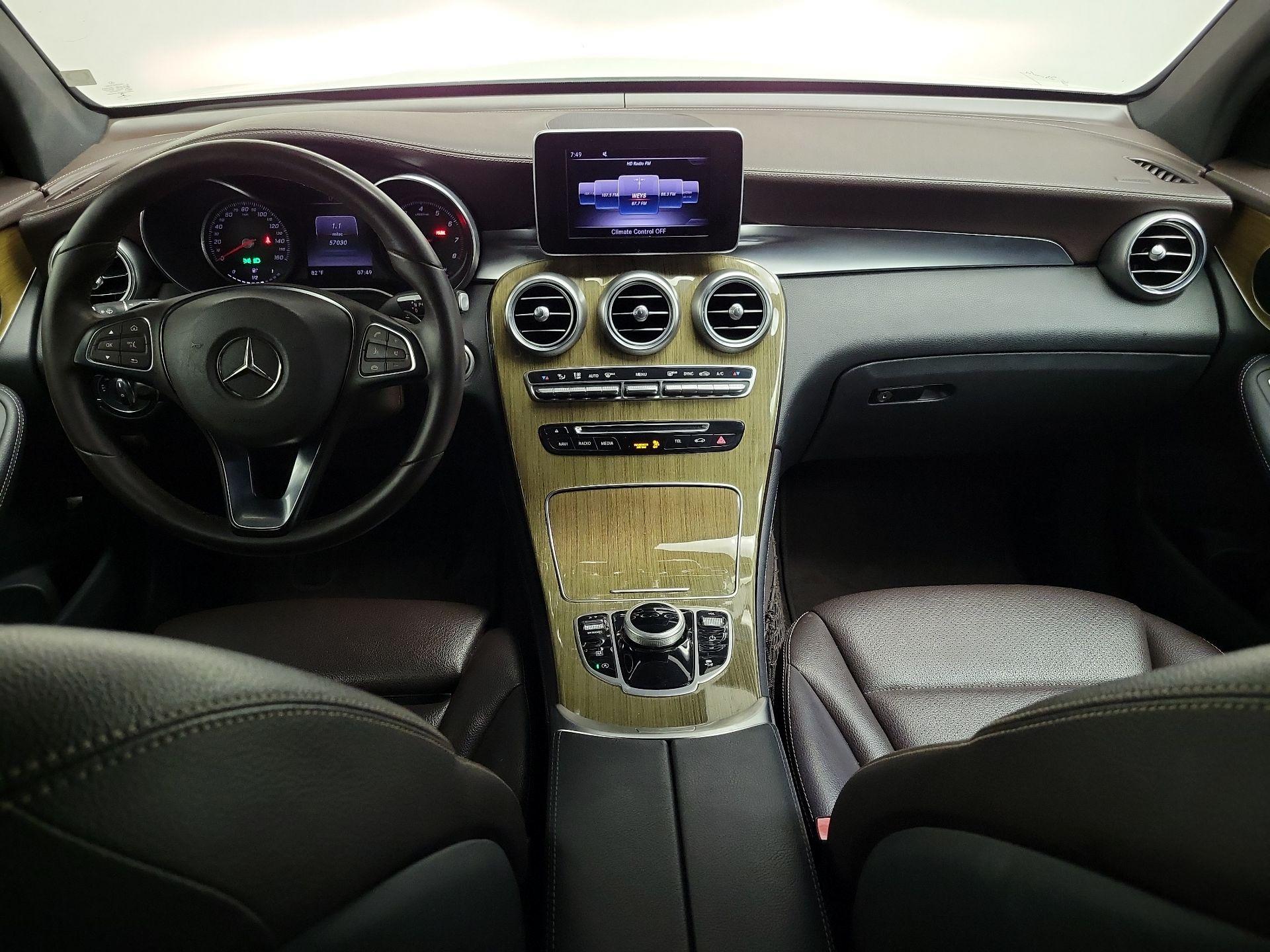 Thumbnail: 2018 Mercedes-Benz GLC - 9