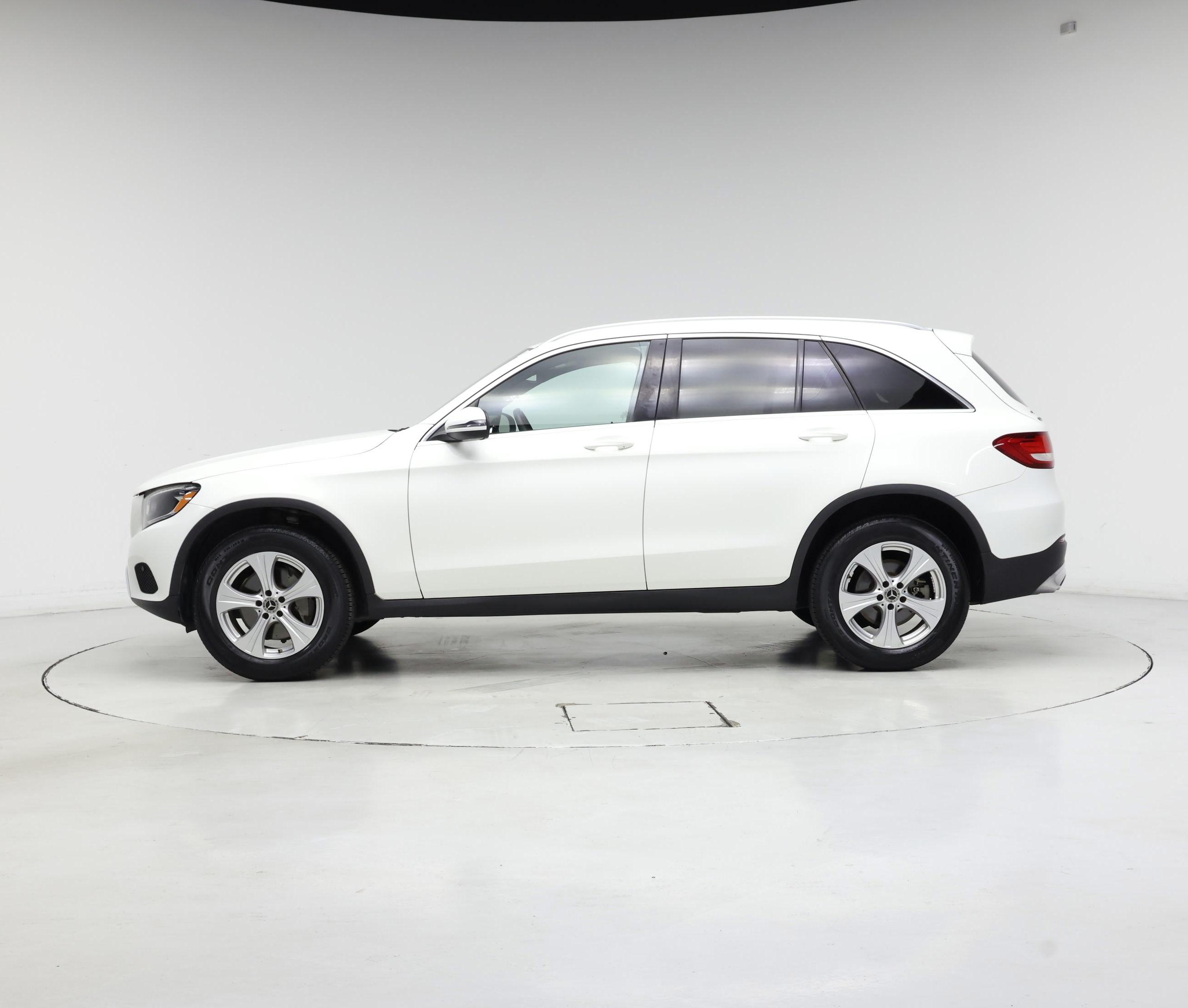Thumbnail: 2018 Mercedes-Benz GLC - 3