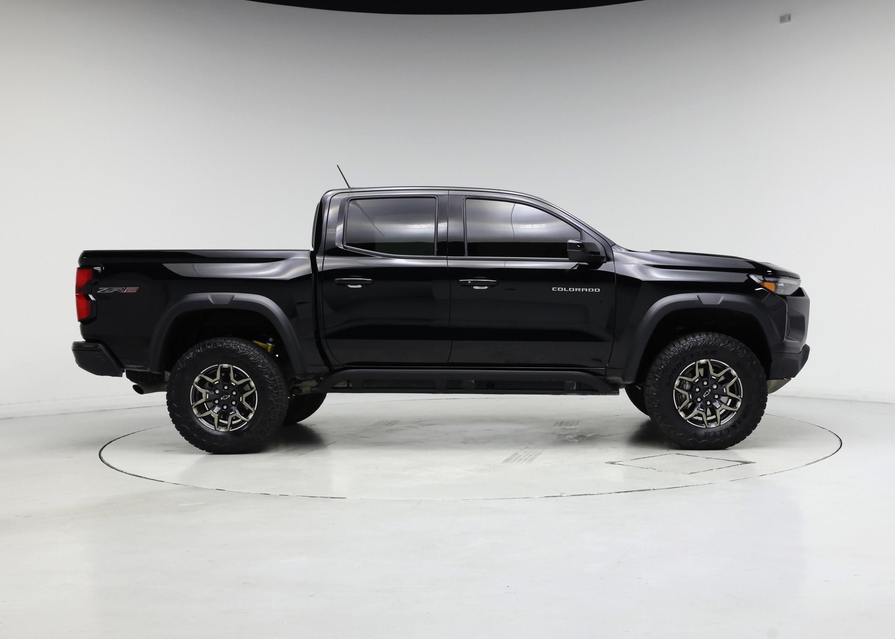 Thumbnail: 2024 Chevrolet Colorado - 7