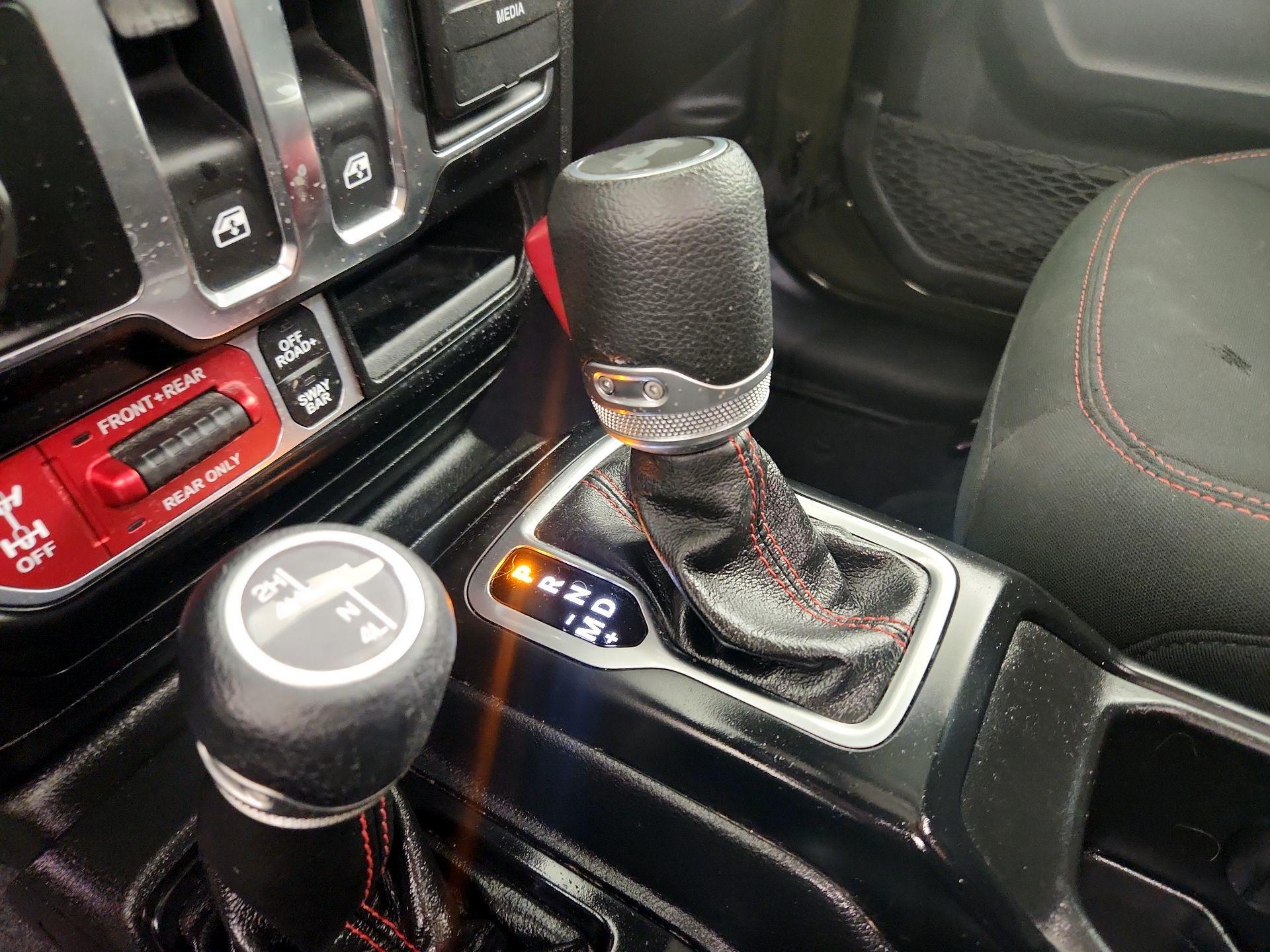 Thumbnail: 2022 Jeep Wrangler - 18