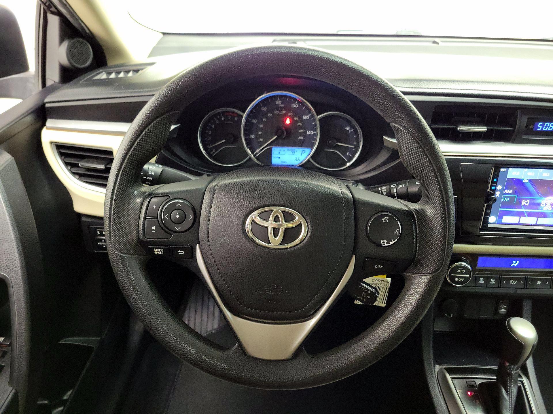 Thumbnail: 2015 Toyota Corolla - 10