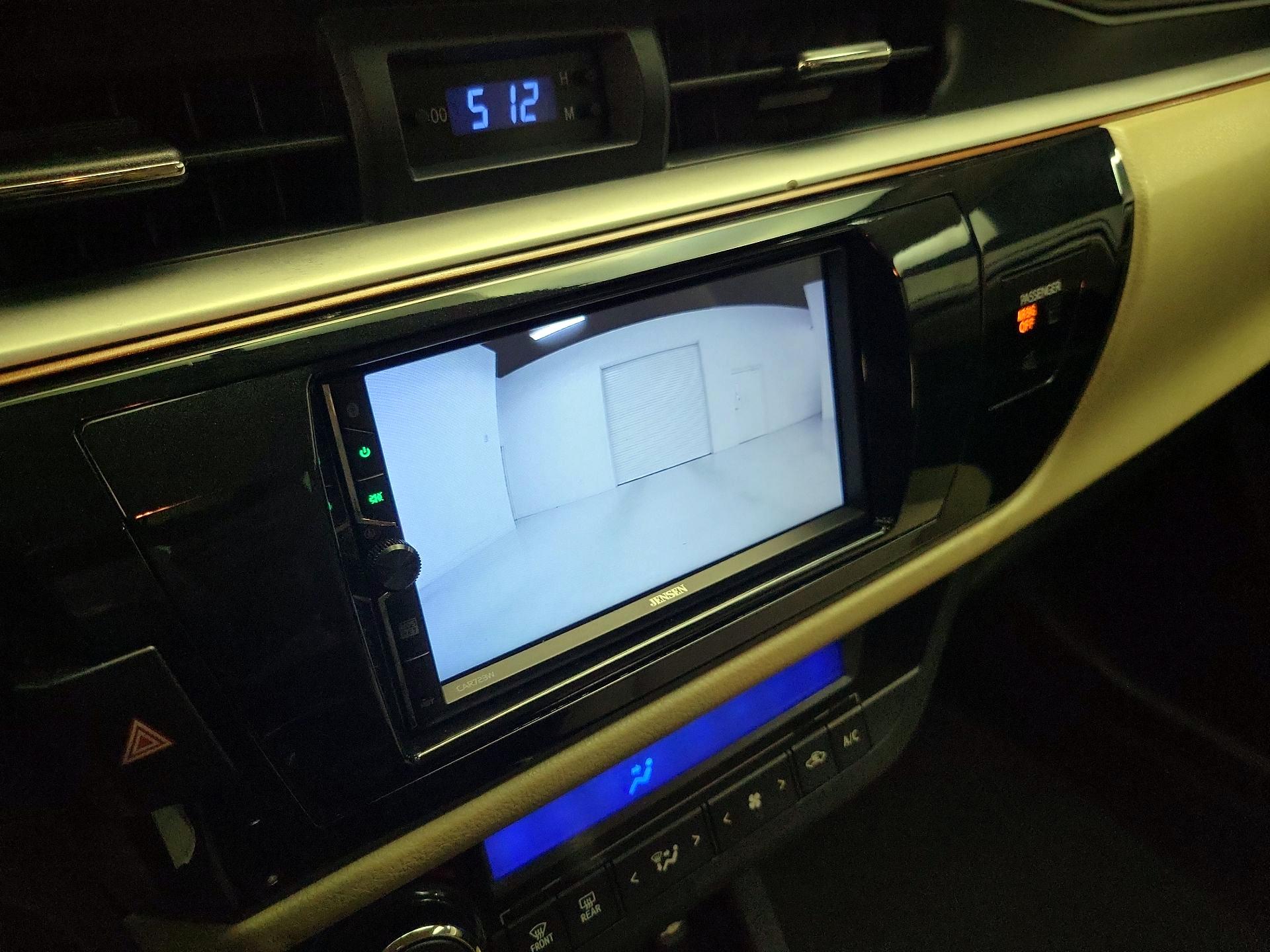 Thumbnail: 2015 Toyota Corolla - 14