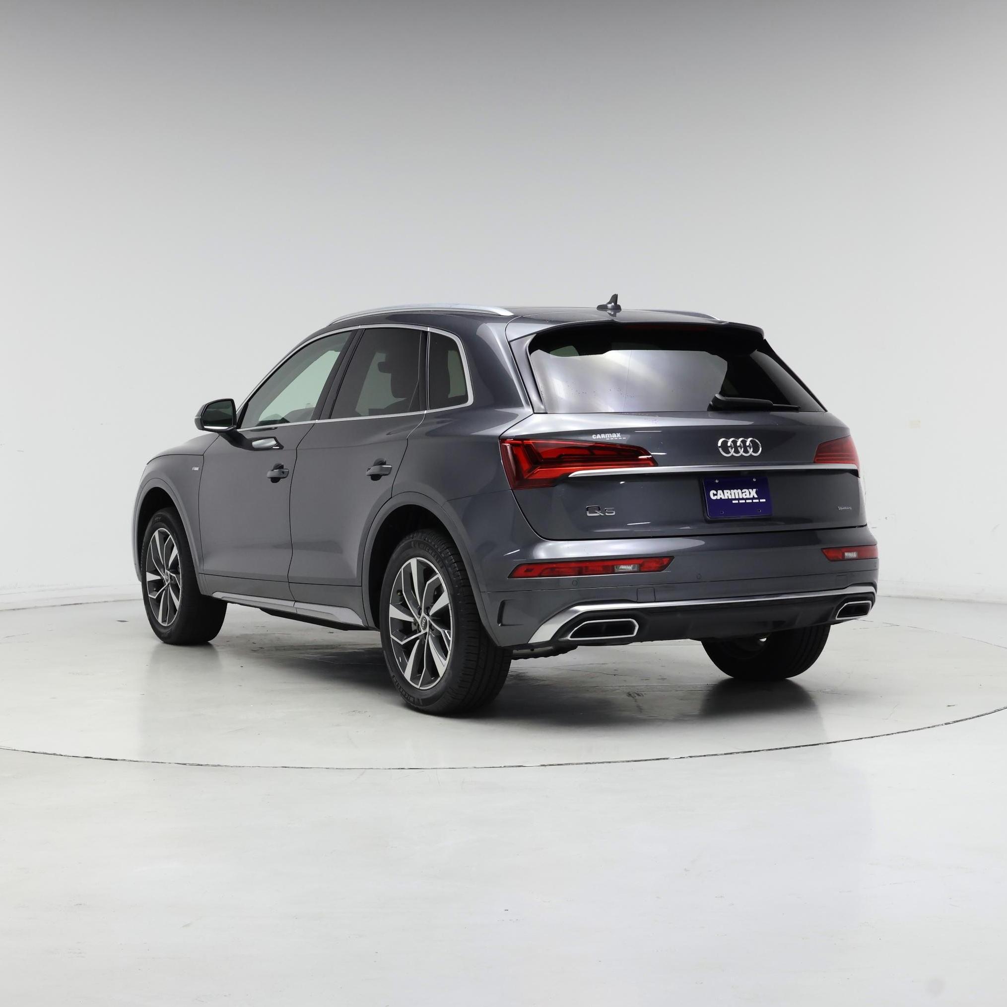 Thumbnail: 2022 Audi Q5 - 2