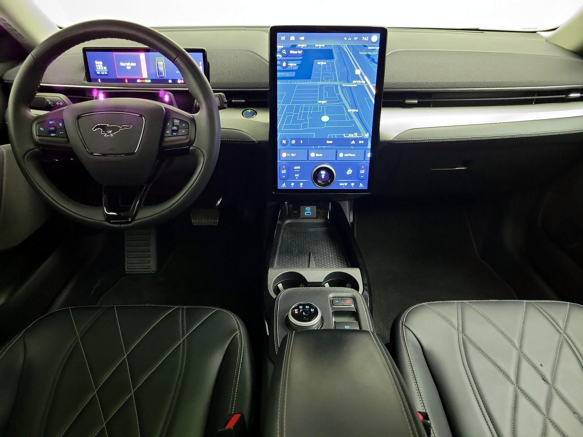 Thumbnail: 2022 Ford Mustang Mach-E - 9