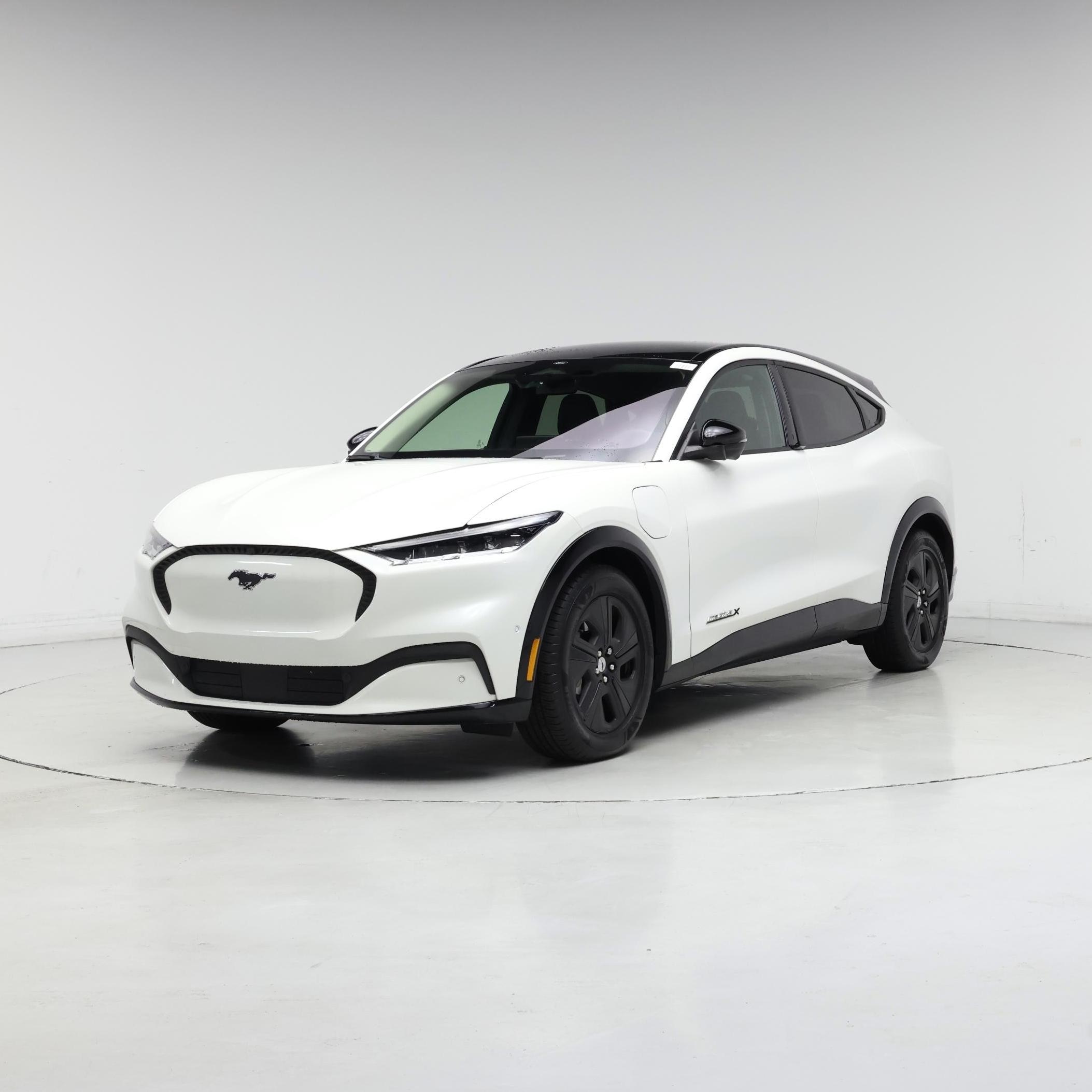 Thumbnail: 2022 Ford Mustang Mach-E - 4