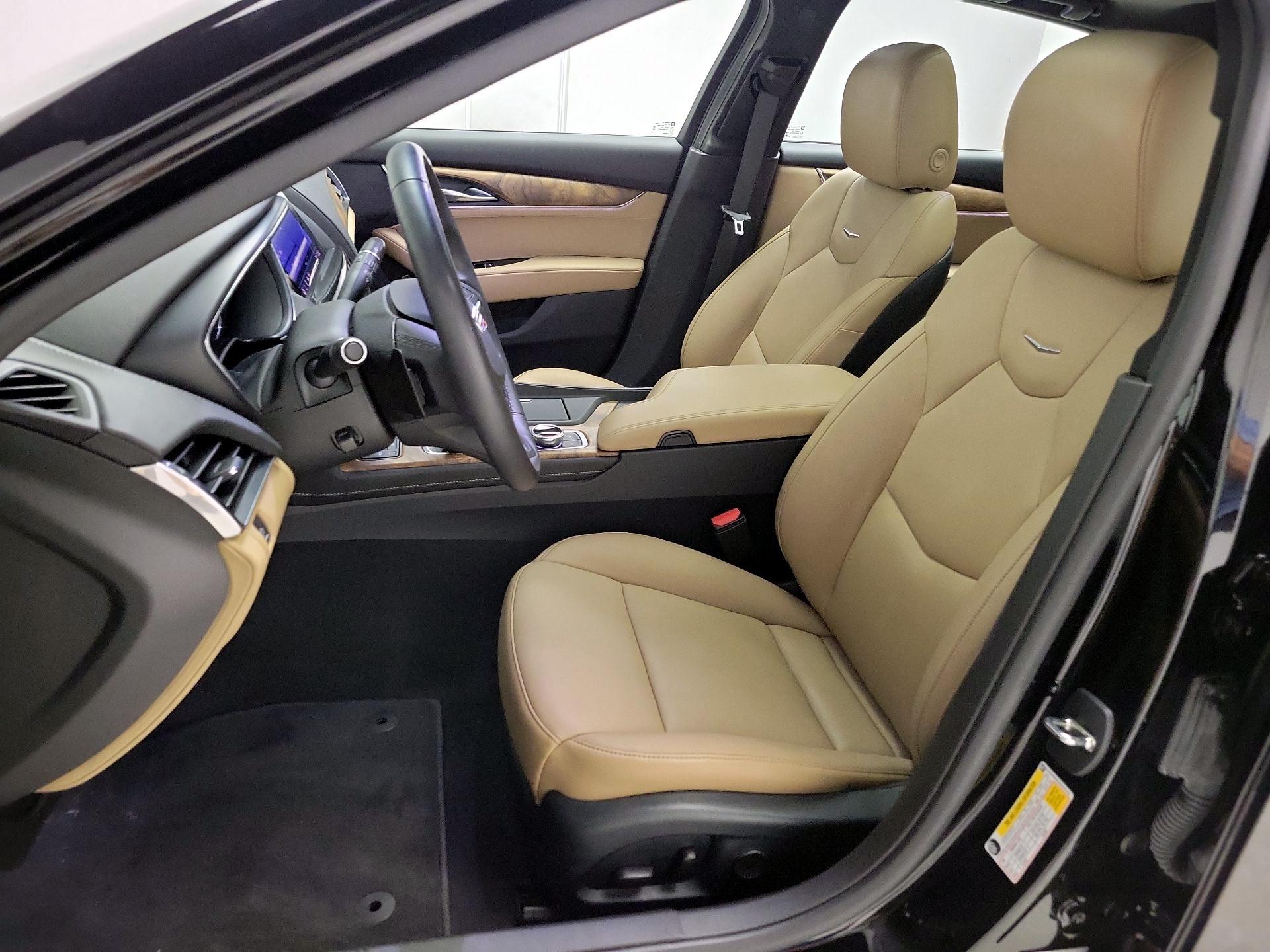 Thumbnail: 2022 Cadillac CT5 - 11