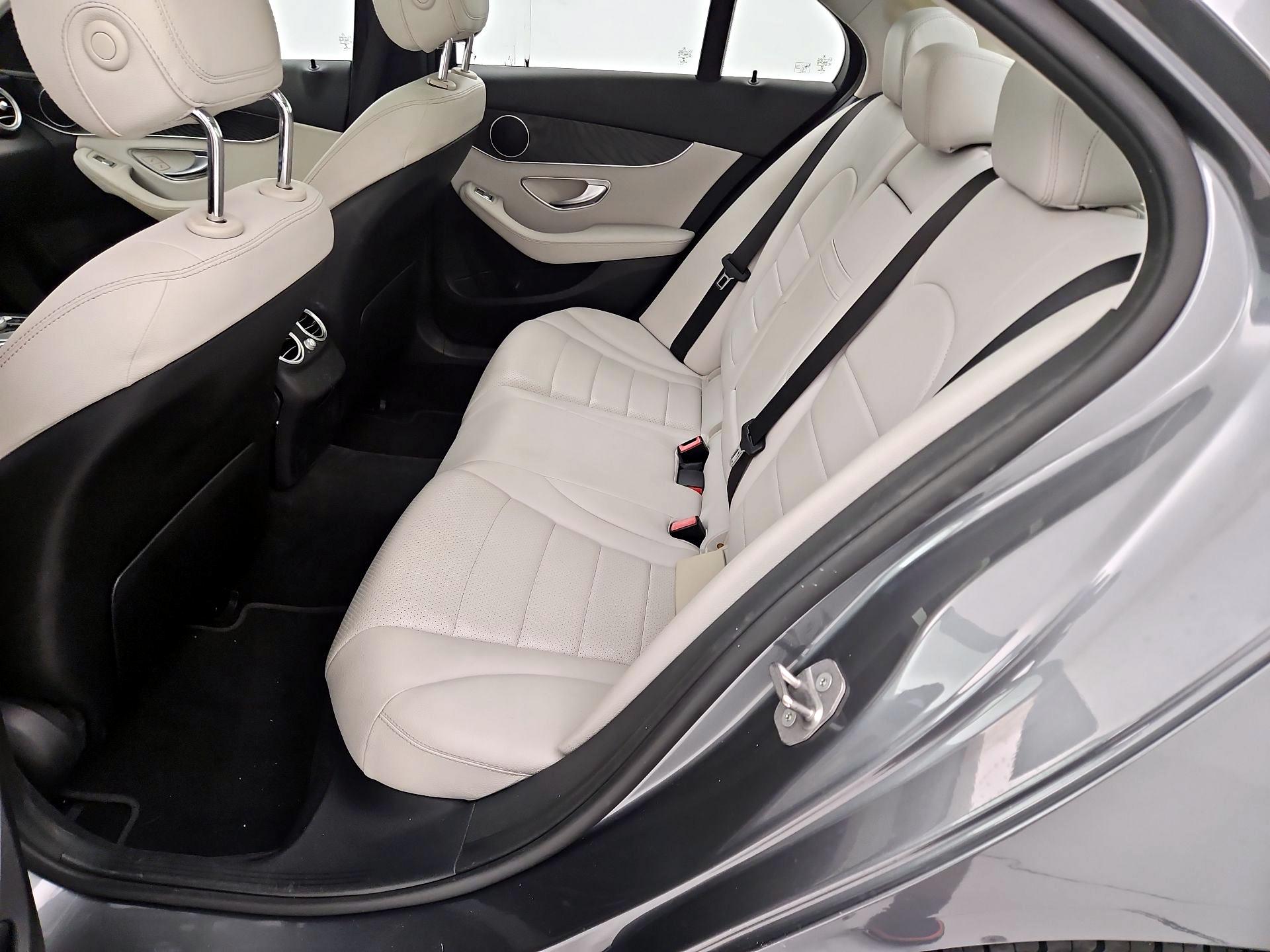 Thumbnail: 2017 Mercedes-Benz C-Class - 20