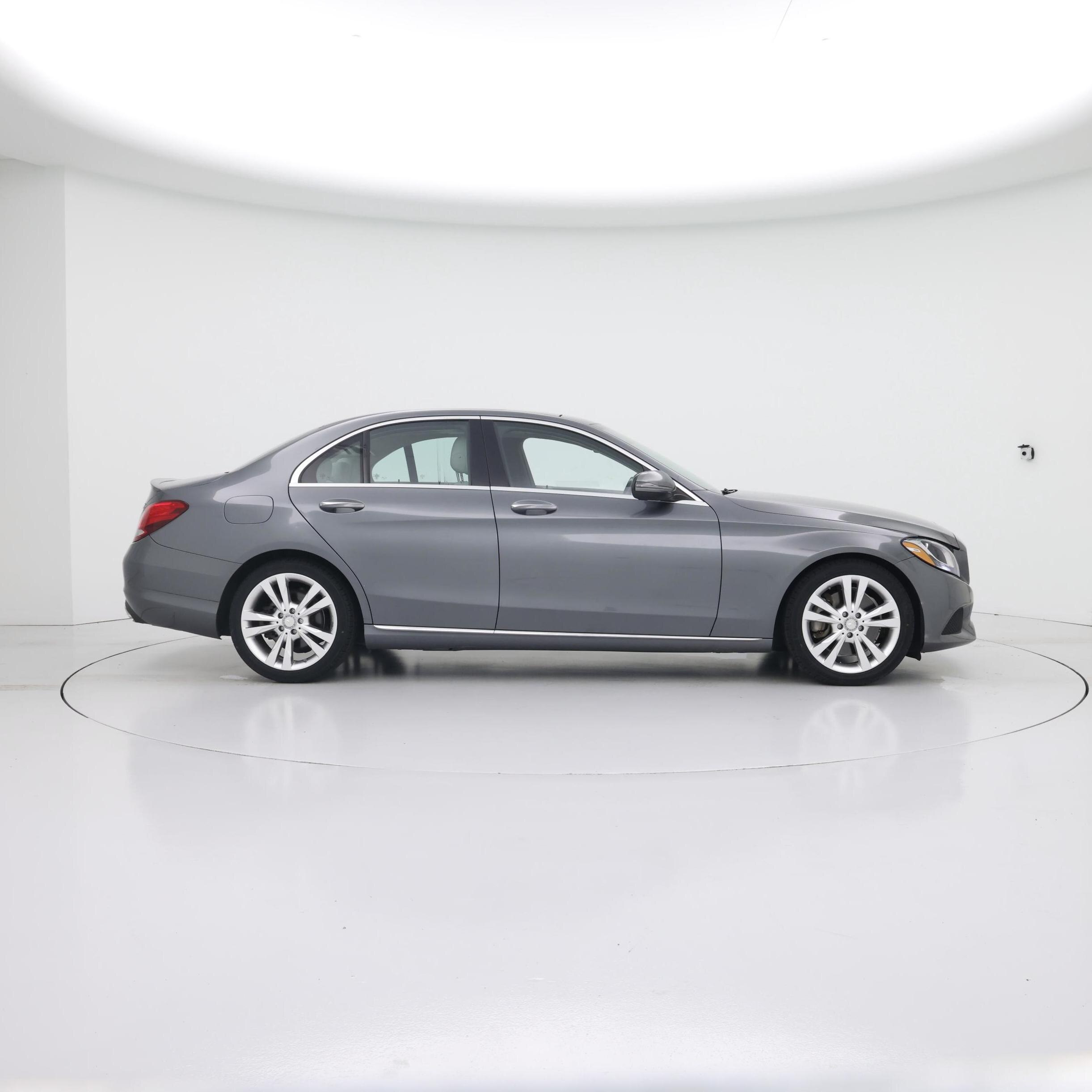 Thumbnail: 2017 Mercedes-Benz C-Class - 7