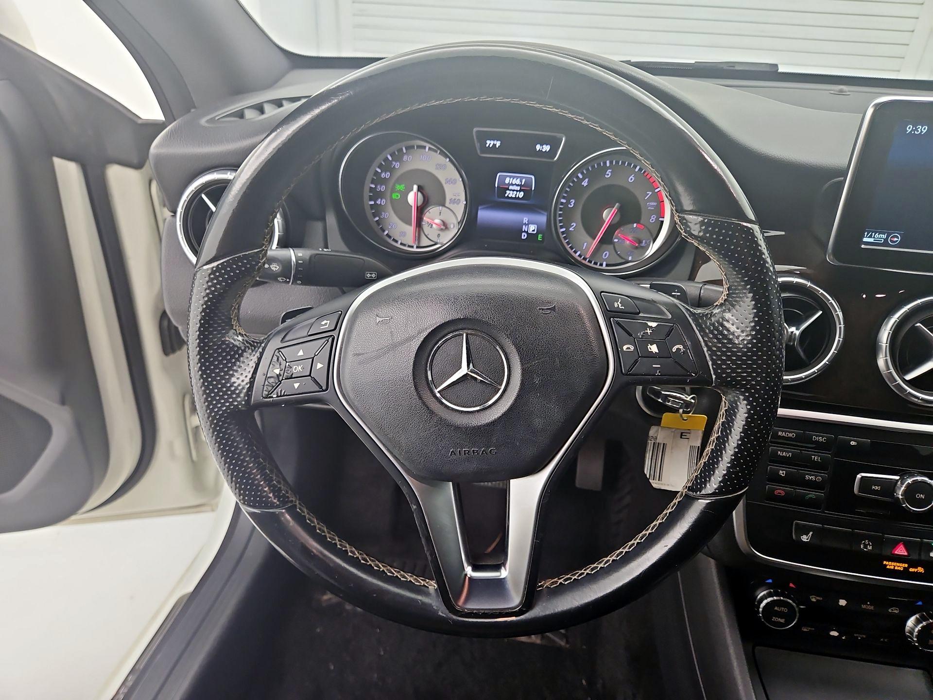 Thumbnail: 2014 Mercedes-Benz CLA - 10