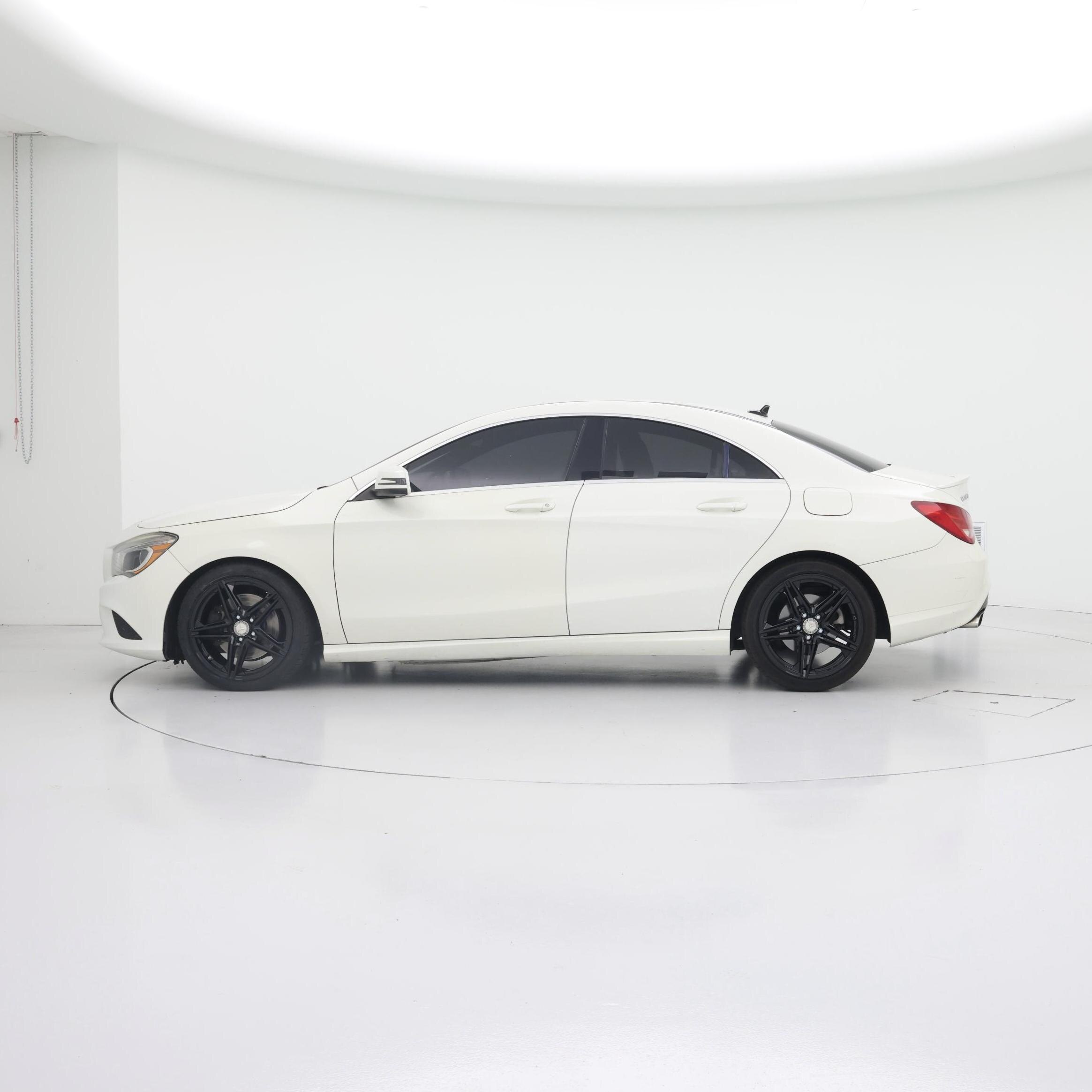 Thumbnail: 2014 Mercedes-Benz CLA - 3