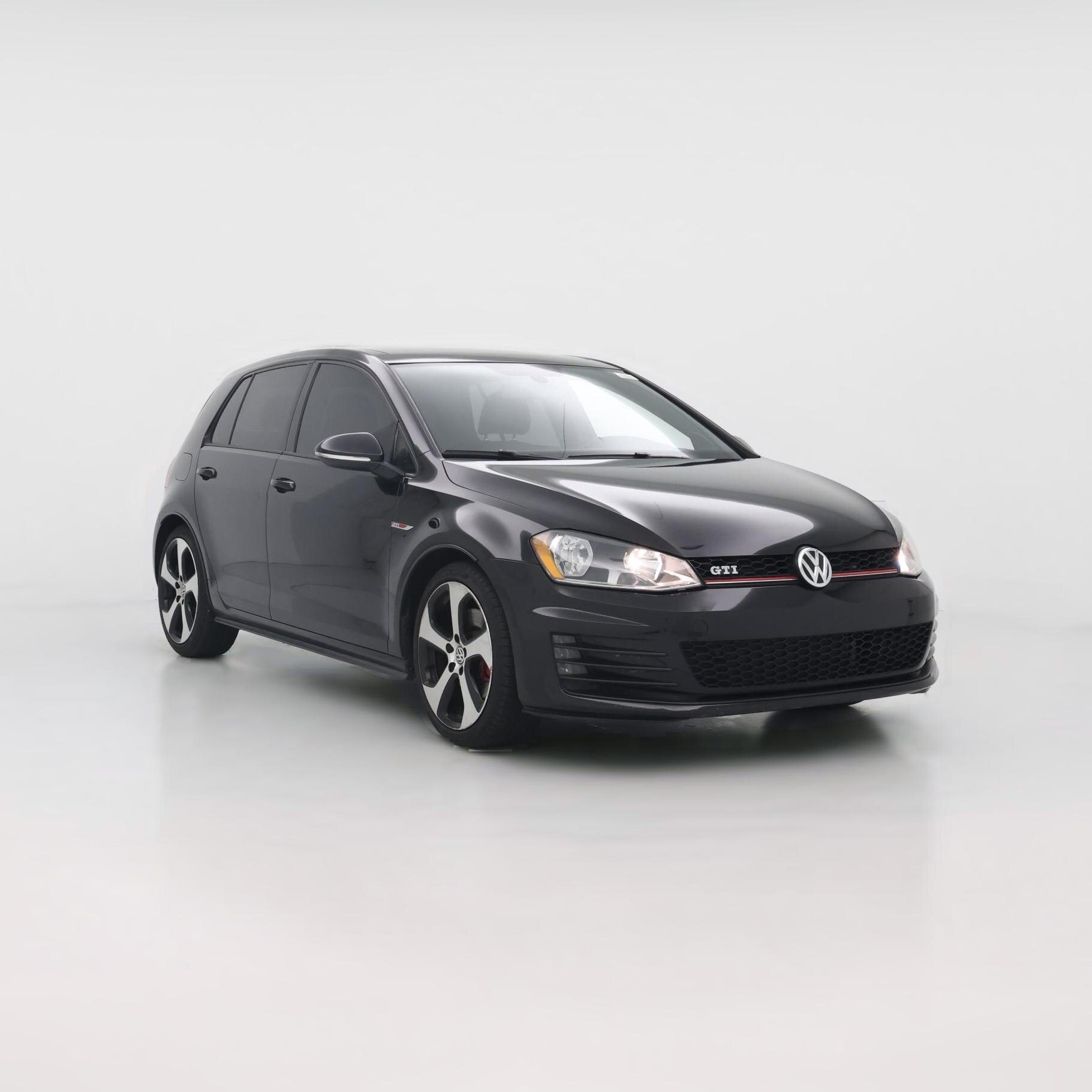 Thumbnail: 2015 Volkswagen Golf - 1