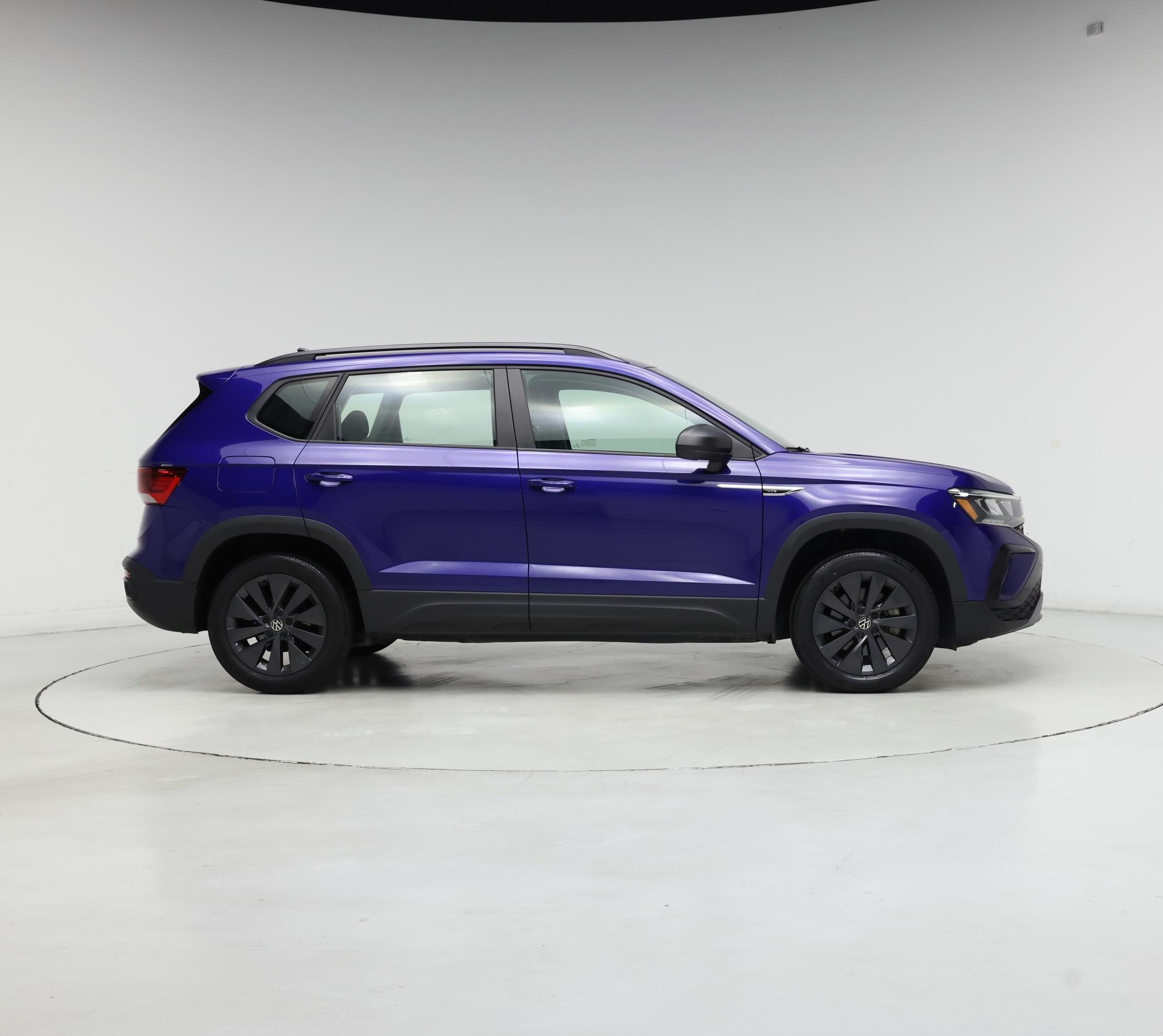 Thumbnail: 2023 Volkswagen Taos - 7