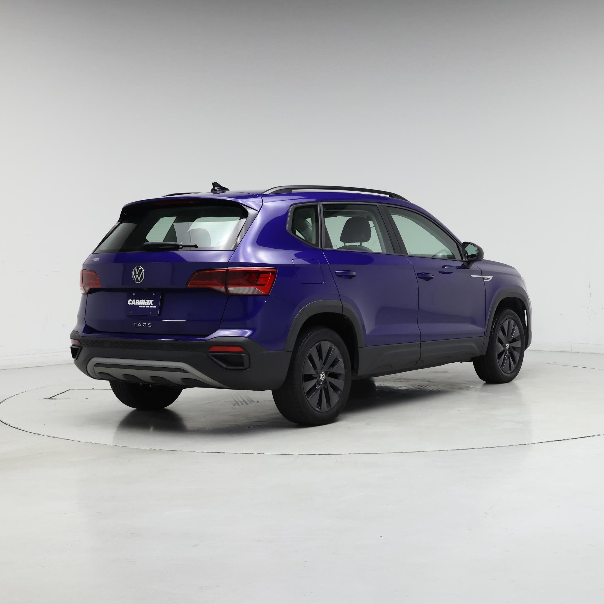 Thumbnail: 2023 Volkswagen Taos - 8