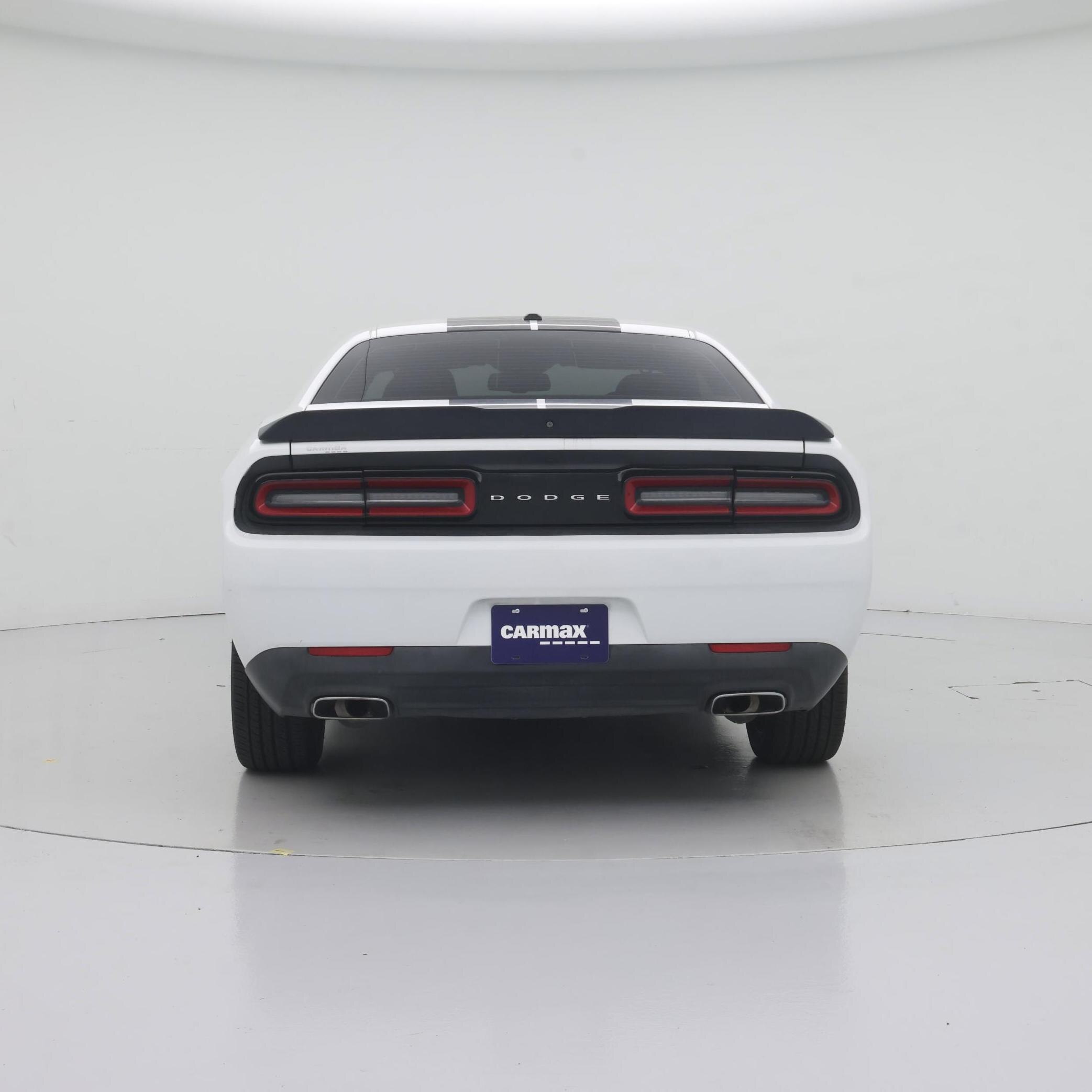 Thumbnail: 2017 Dodge Challenger - 6