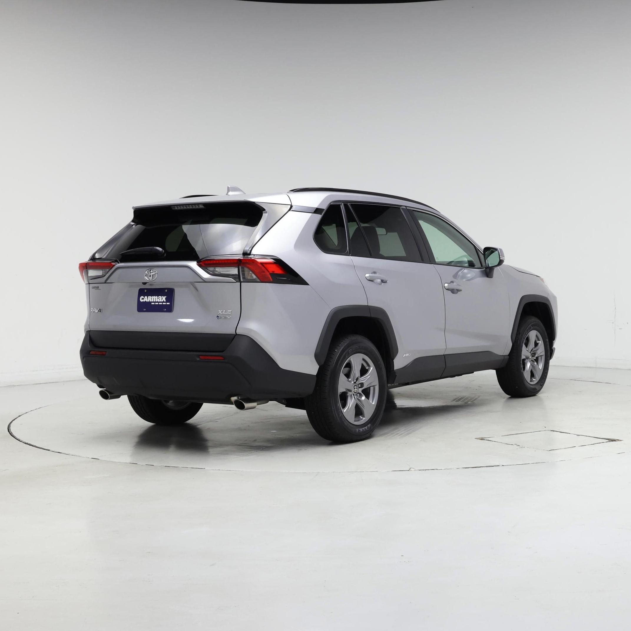 Thumbnail: 2025 Toyota RAV4 - 8