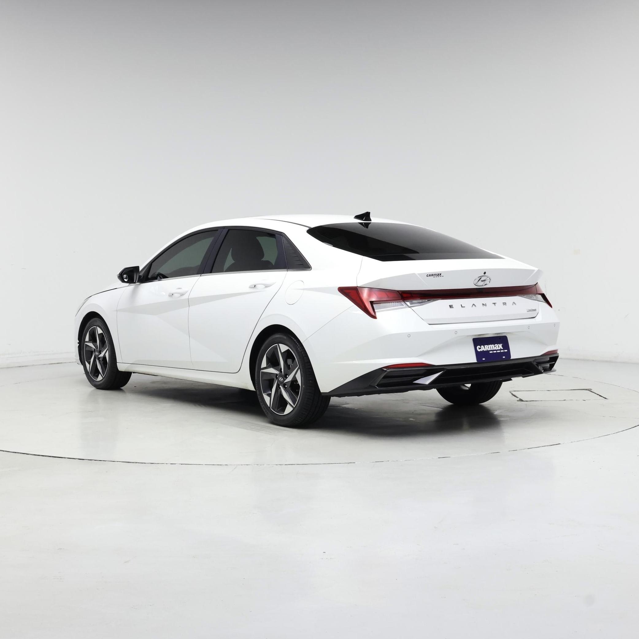 Thumbnail: 2023 Hyundai Elantra - 2