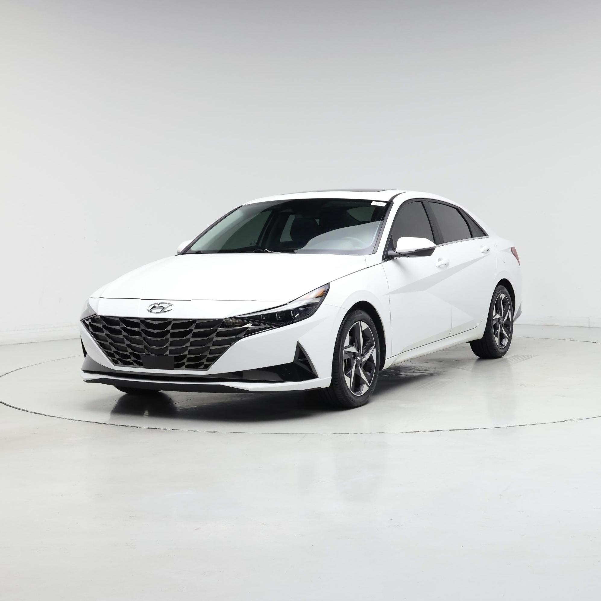 Thumbnail: 2023 Hyundai Elantra - 4