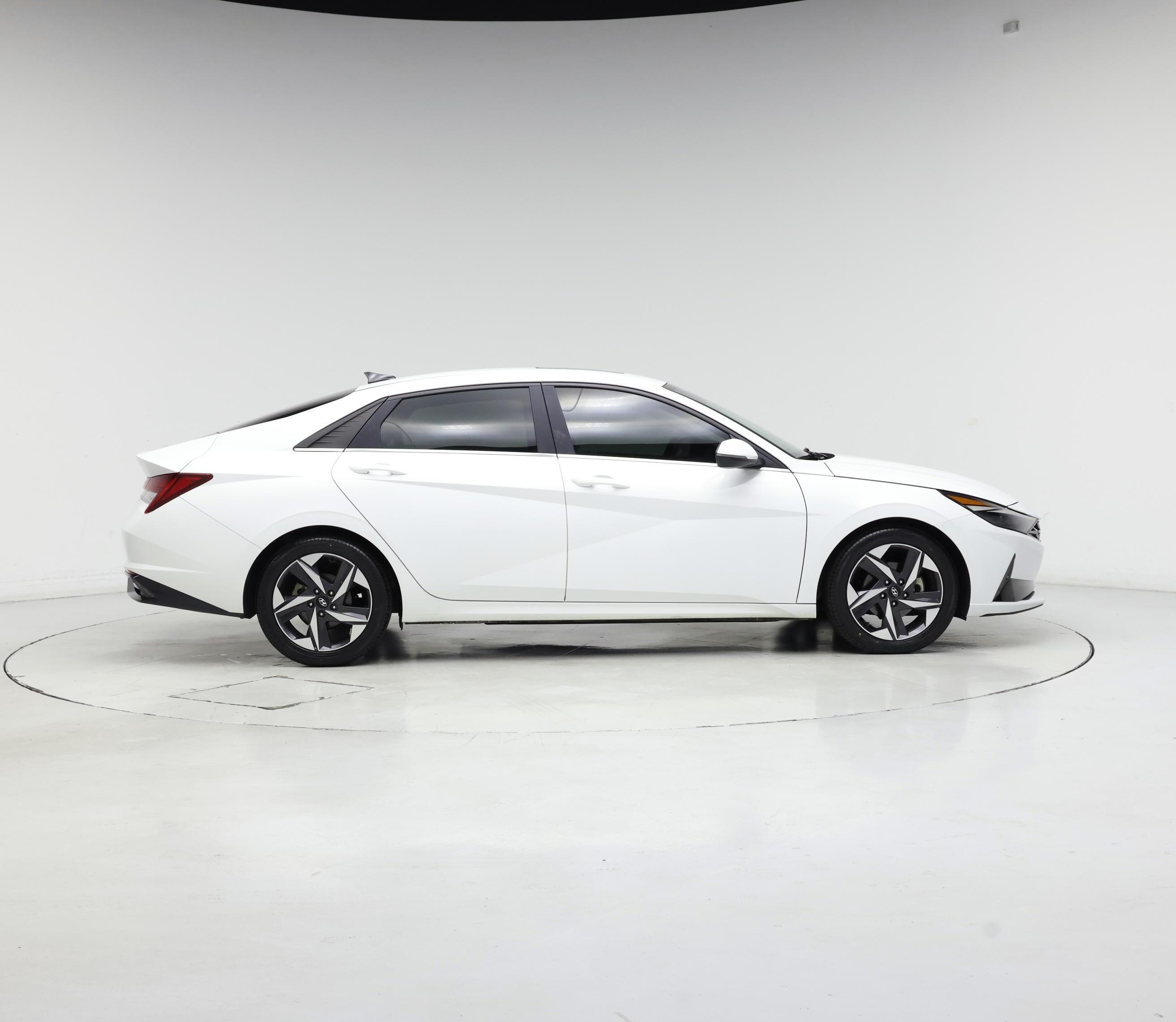 Thumbnail: 2023 Hyundai Elantra - 7