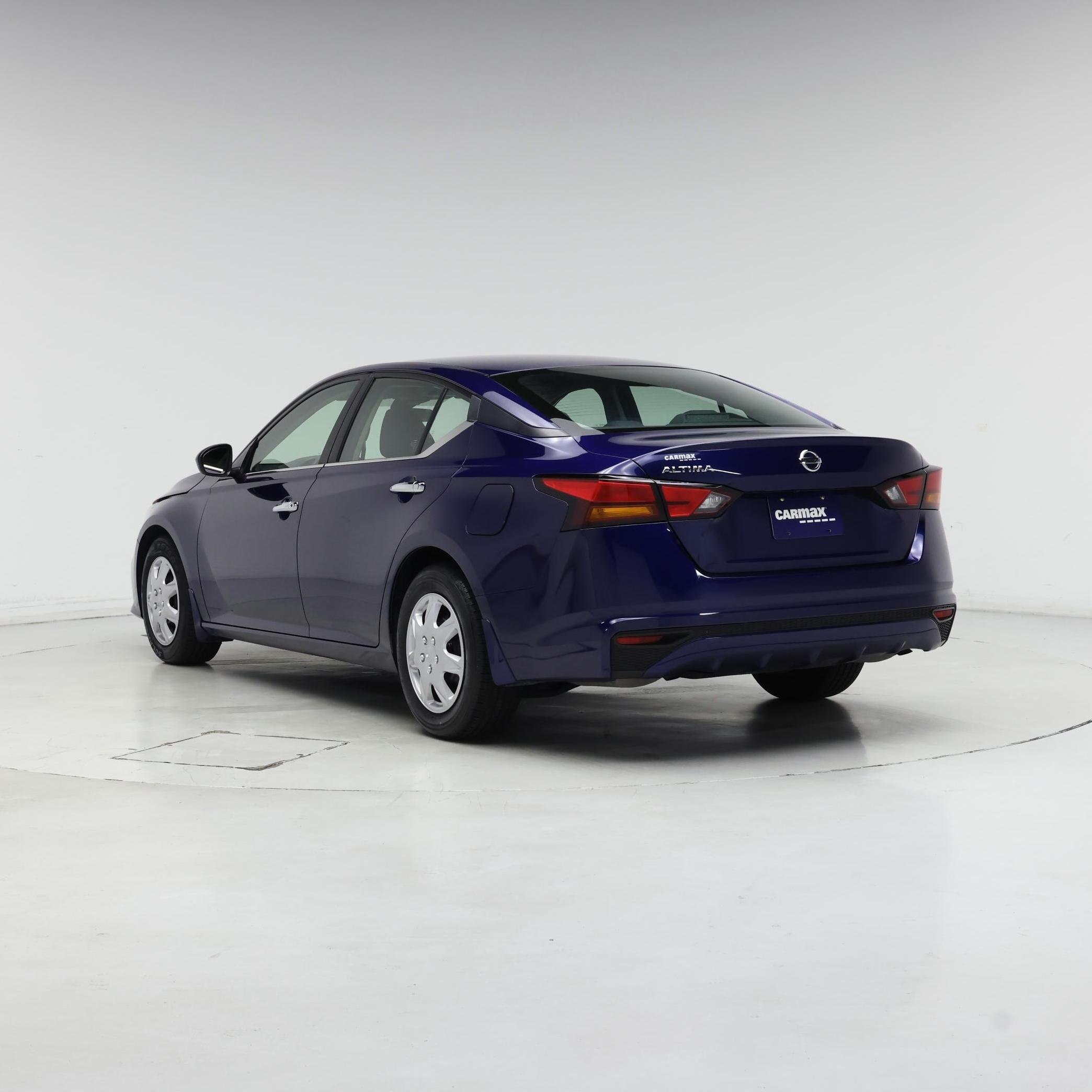 Thumbnail: 2022 Nissan Altima - 2