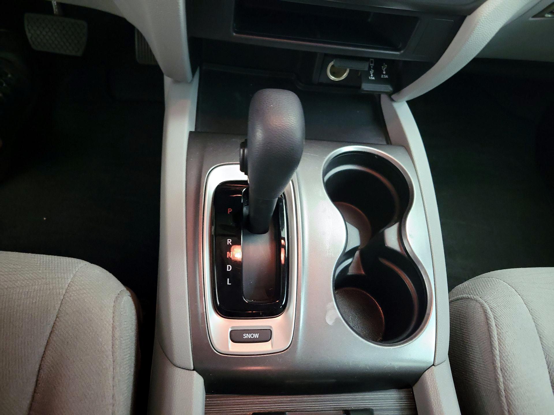 Thumbnail: 2018 Honda Pilot - 18