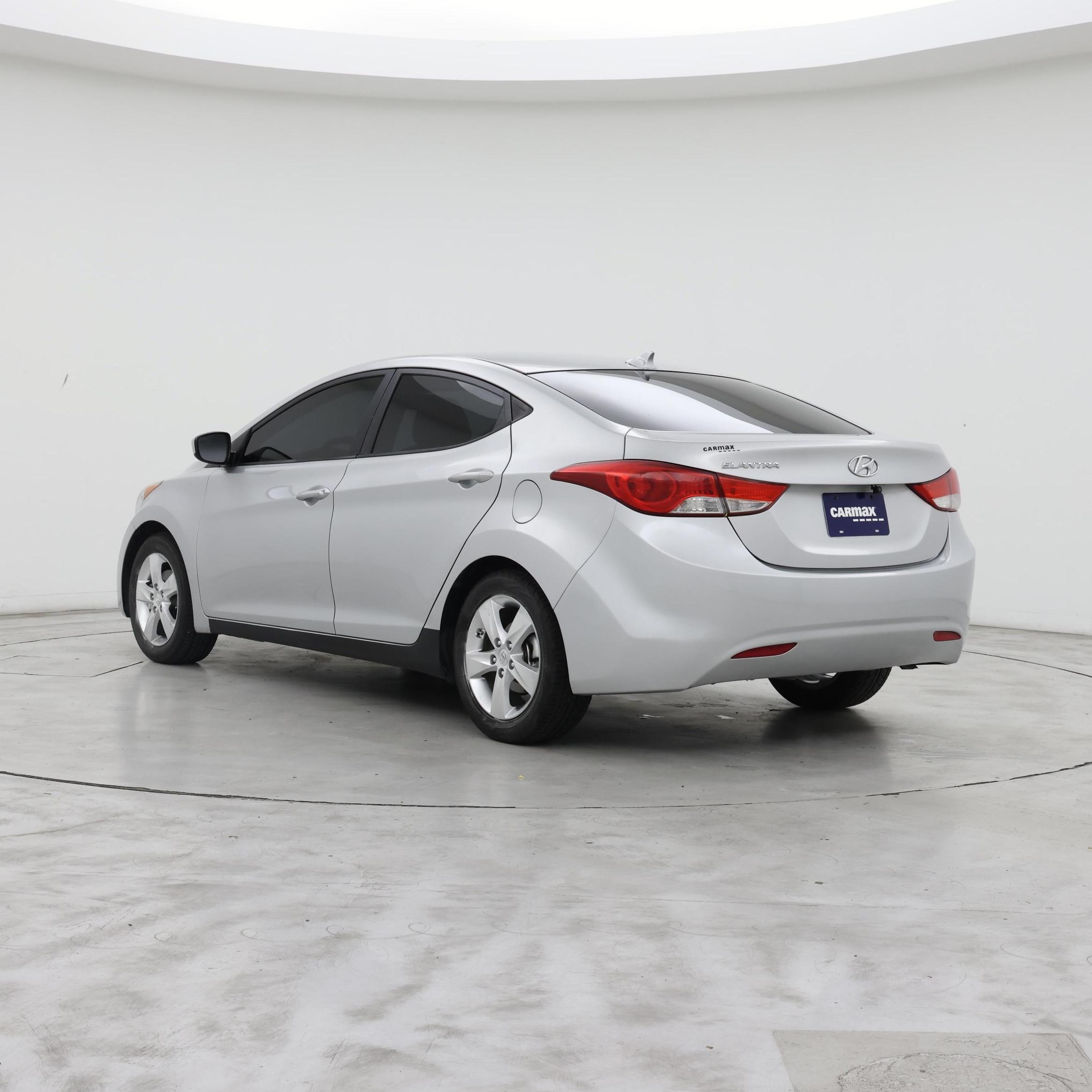 Thumbnail: 2013 Hyundai Elantra - 2