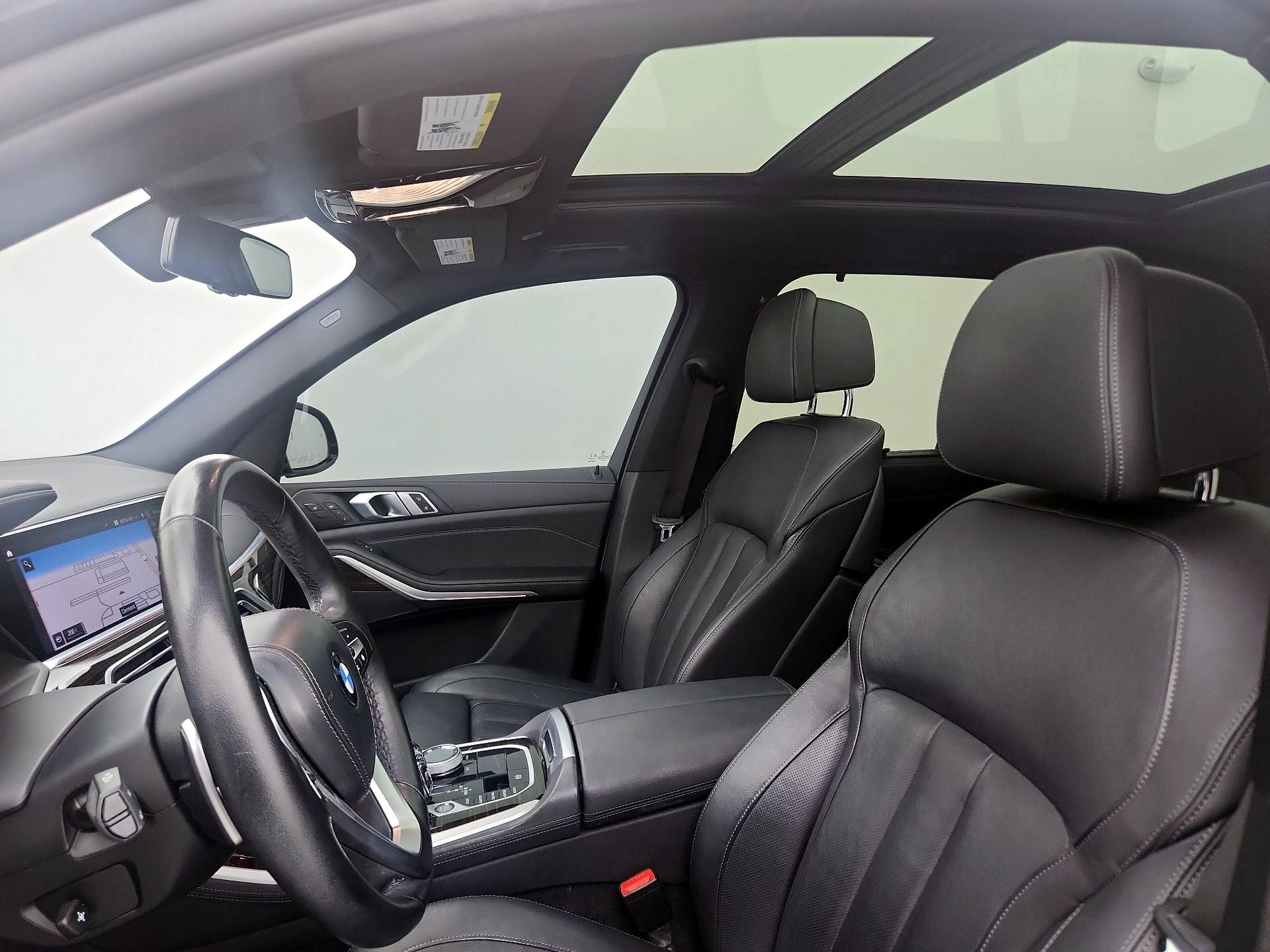 Thumbnail: 2021 BMW X5 - 20