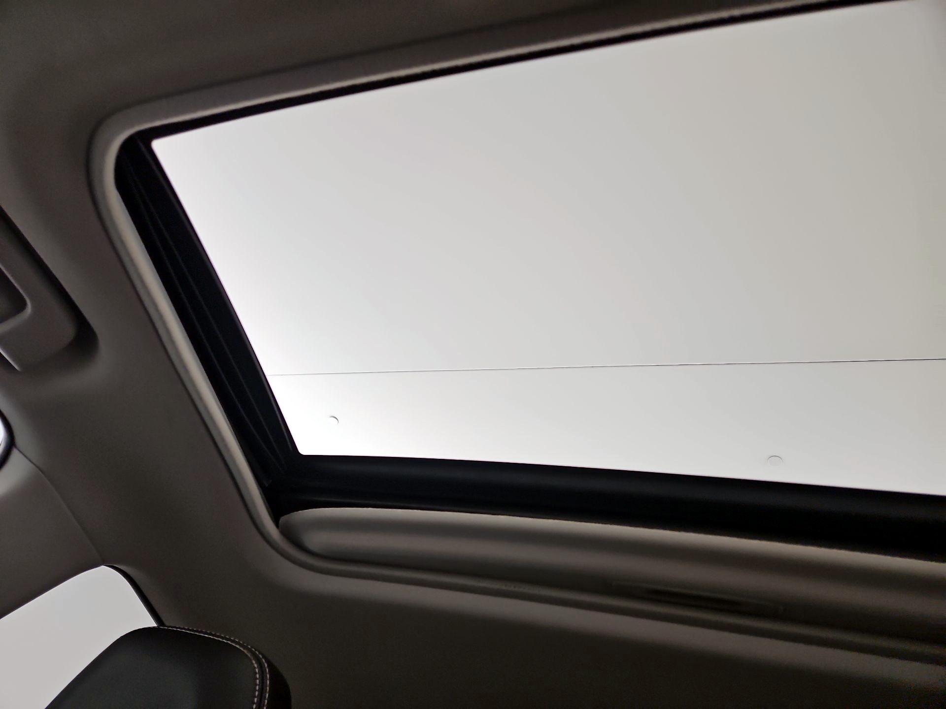 Thumbnail: 2013 Toyota RAV4 - 19
