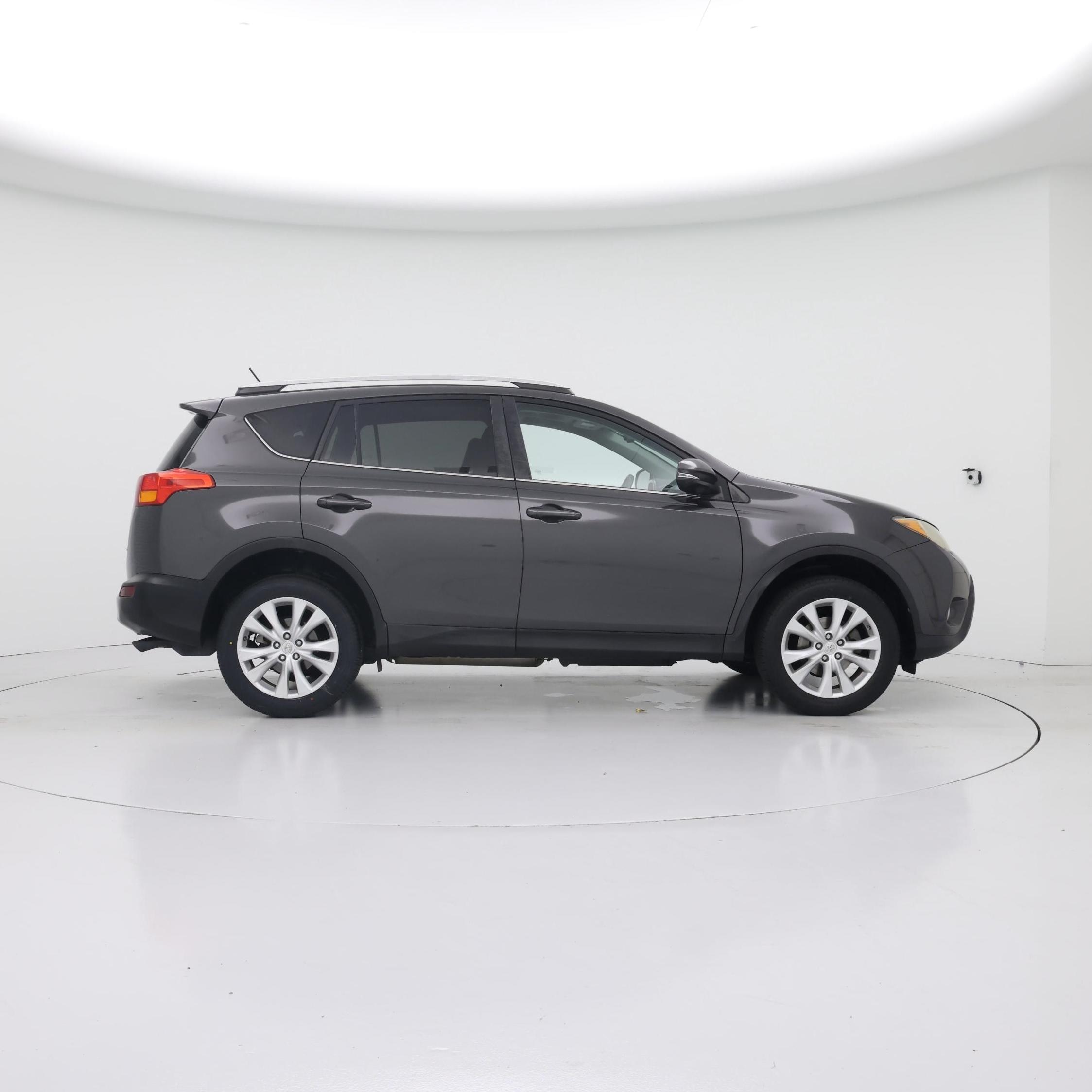 Thumbnail: 2013 Toyota RAV4 - 7
