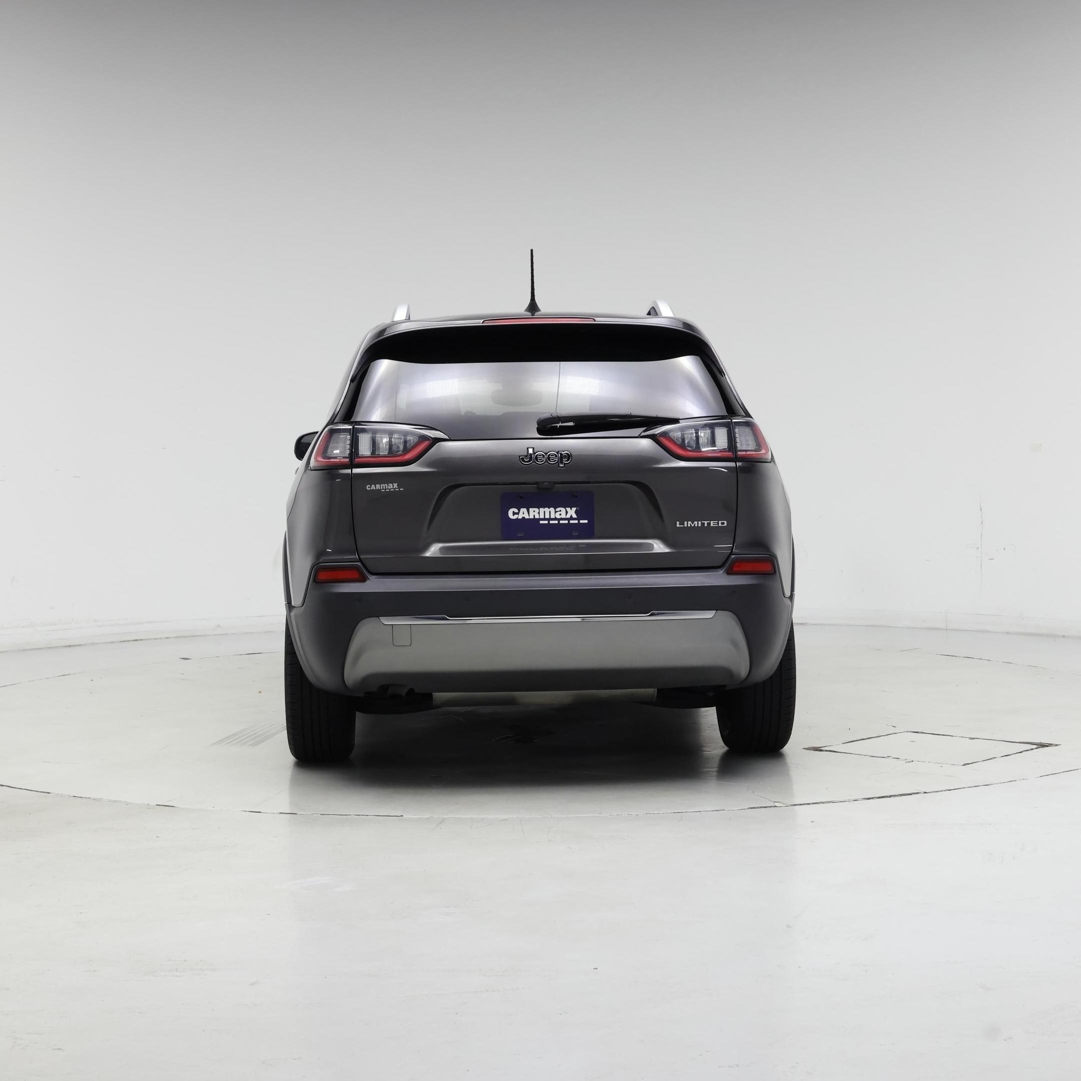 Thumbnail: 2019 Jeep Cherokee - 6