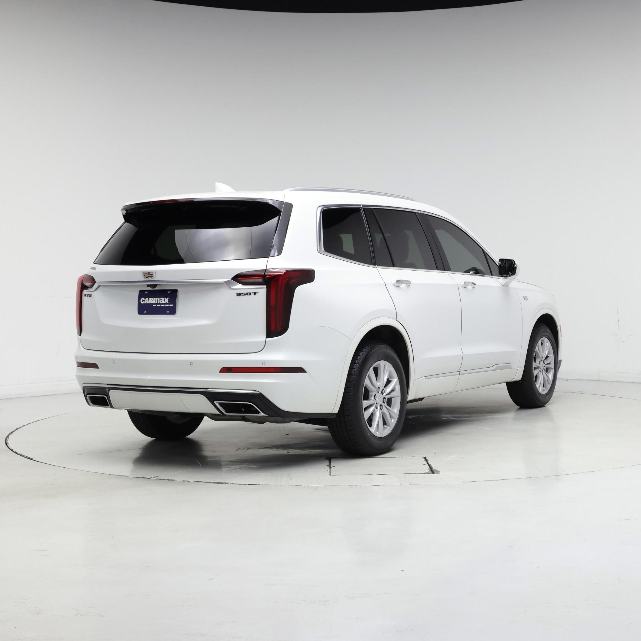 Thumbnail: 2022 Cadillac XT6 - 8