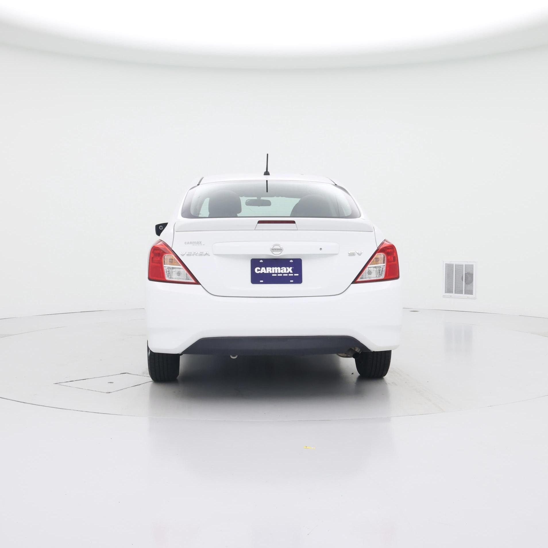 Thumbnail: 2017 Nissan Versa - 6