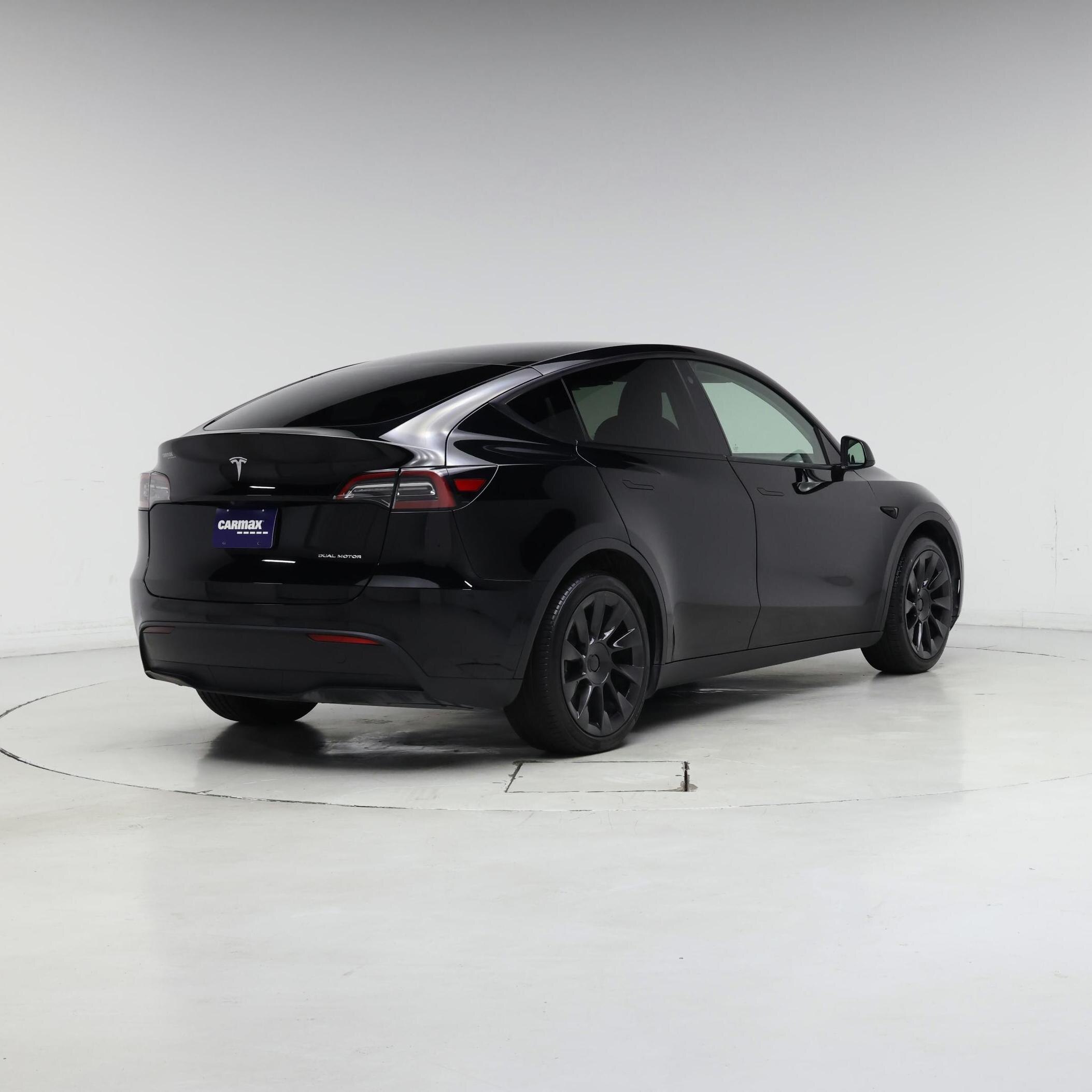 Thumbnail: 2022 Tesla Model Y - 8