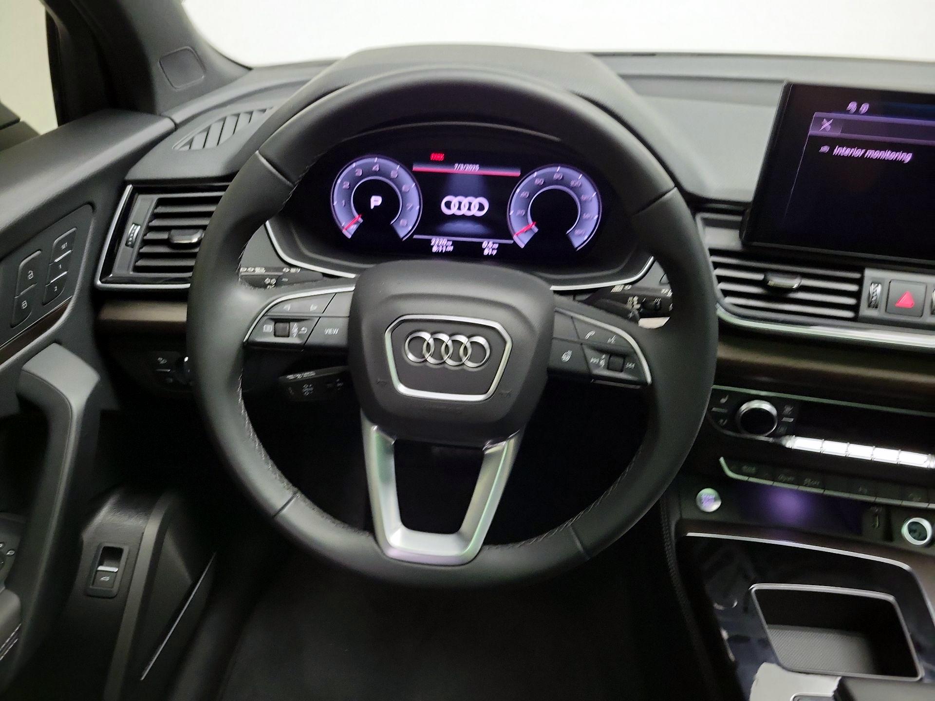 Thumbnail: 2024 Audi Q5 - 10
