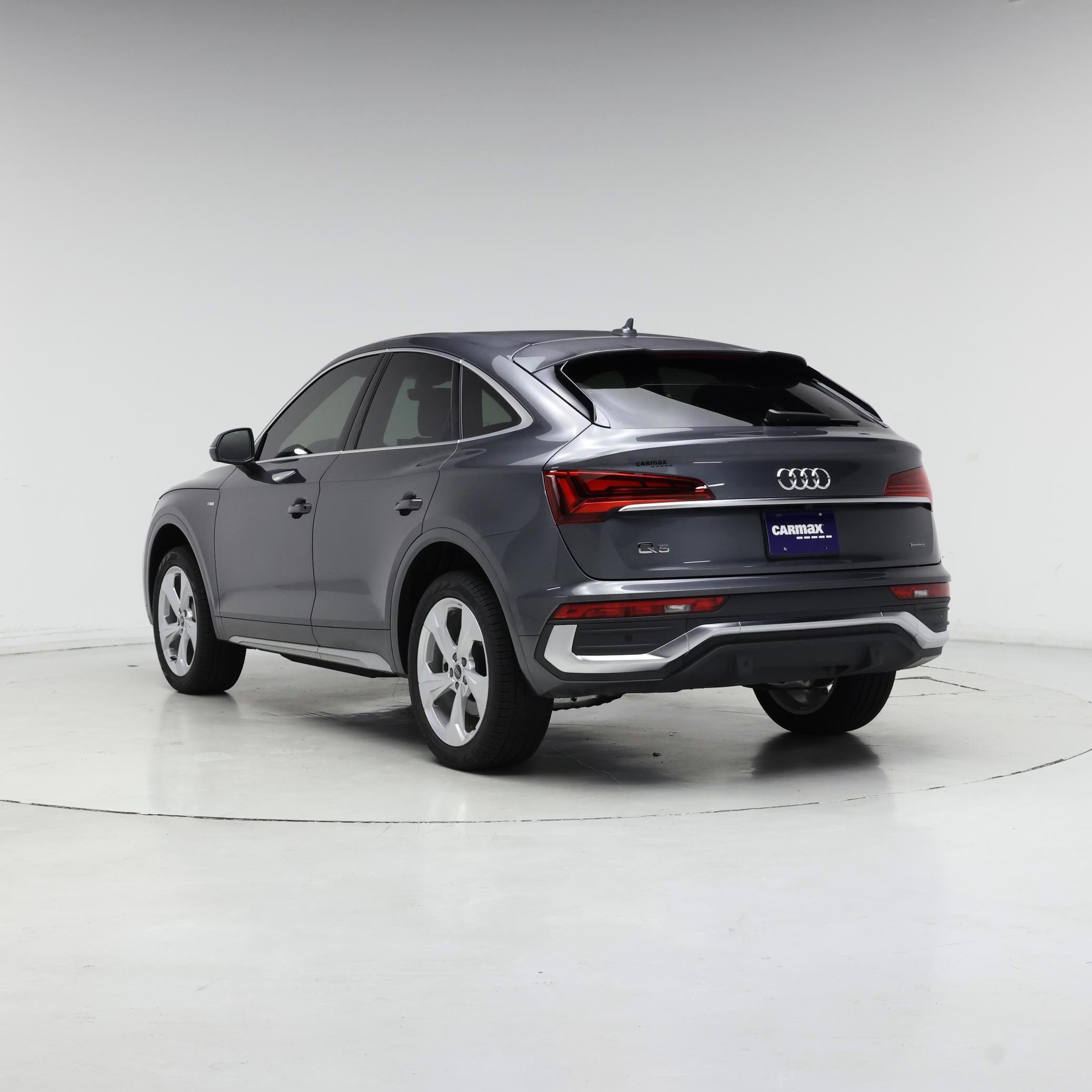 Thumbnail: 2024 Audi Q5 - 2