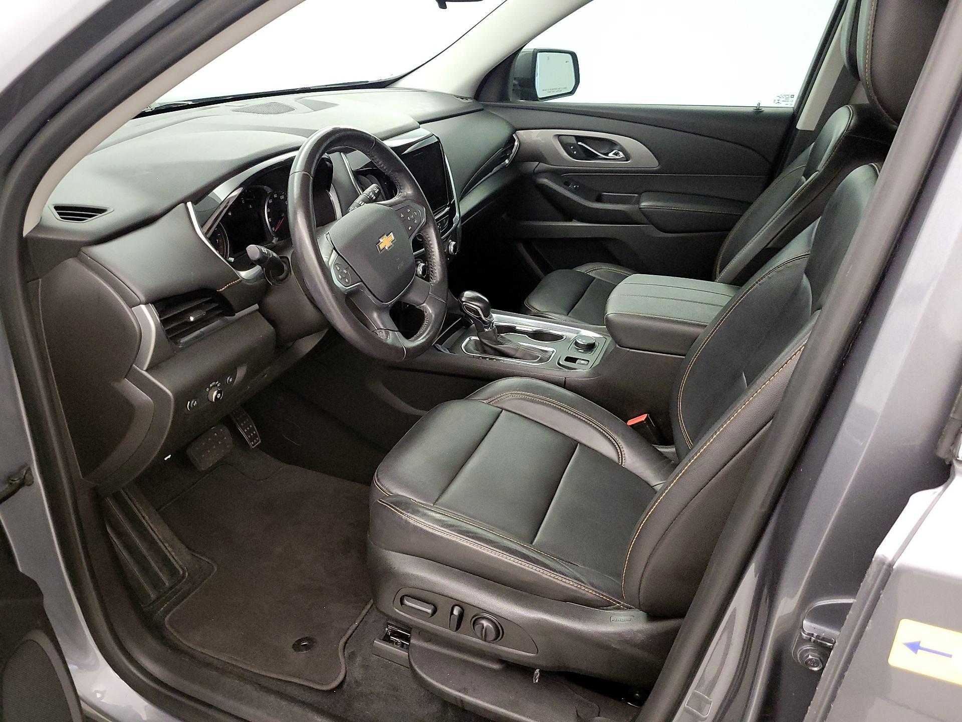 Thumbnail: 2021 Chevrolet Traverse - 11