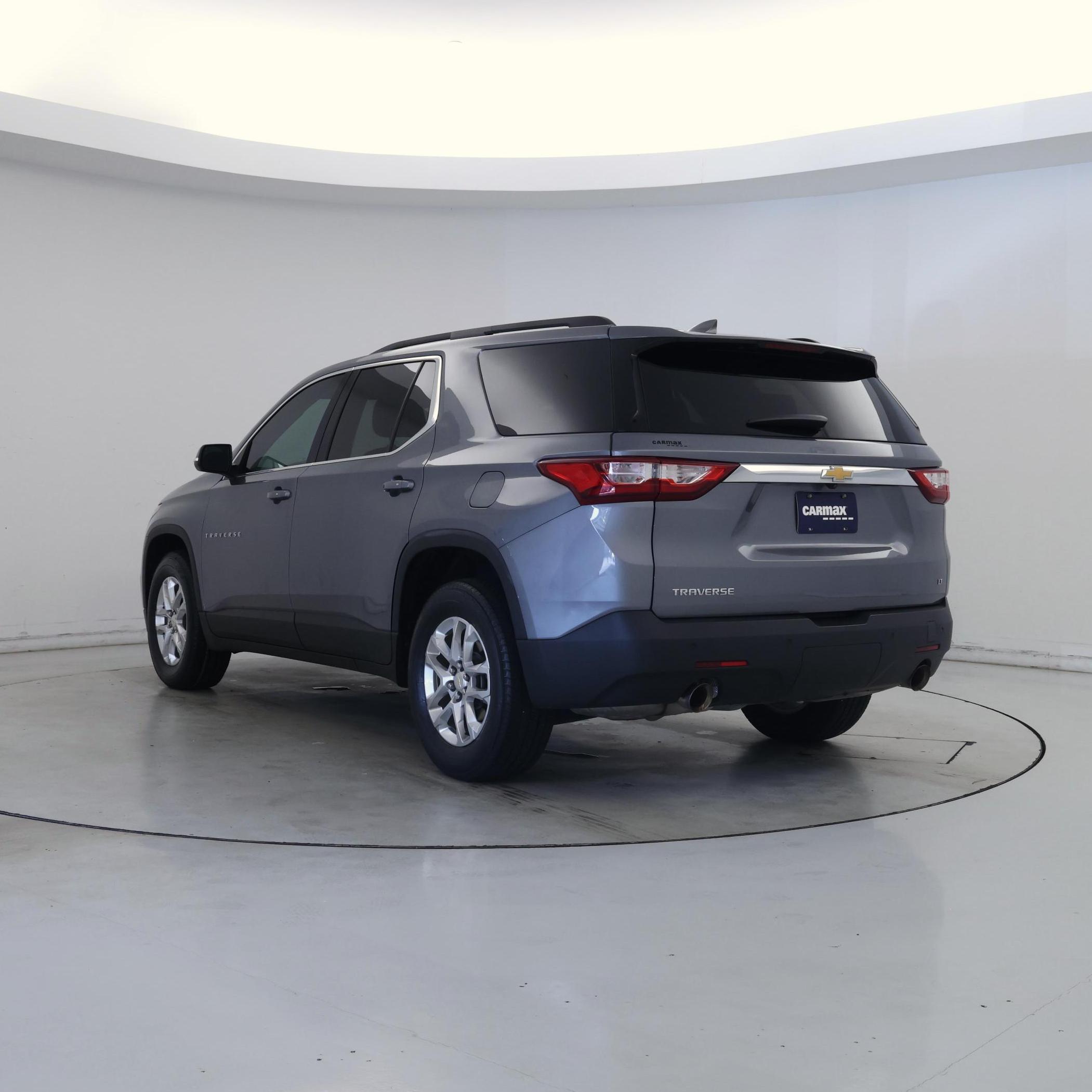Thumbnail: 2021 Chevrolet Traverse - 2