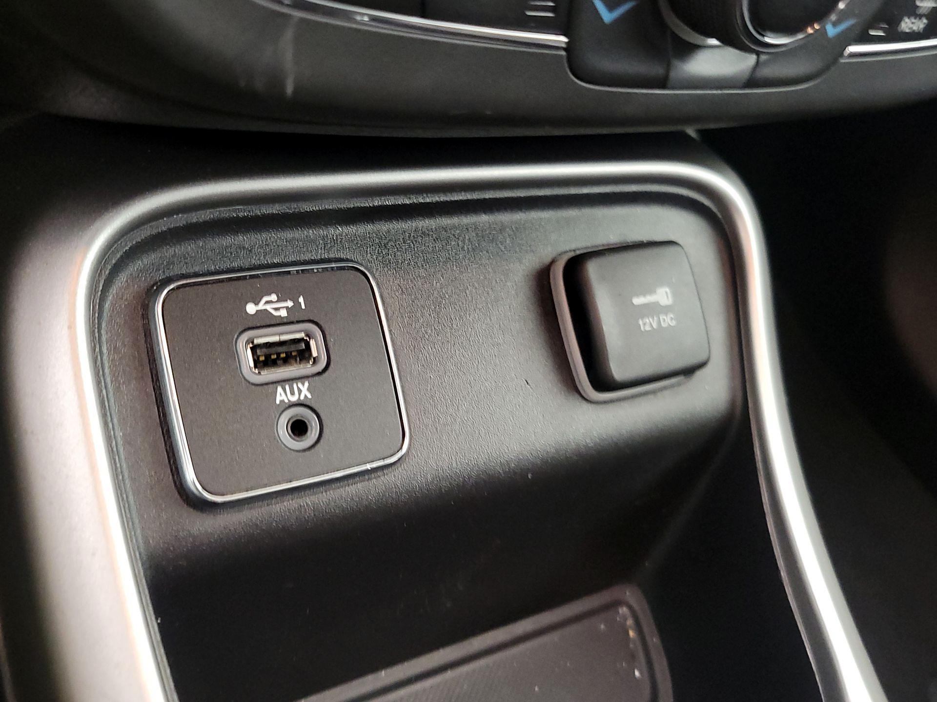 Thumbnail: 2019 Jeep Compass - 18
