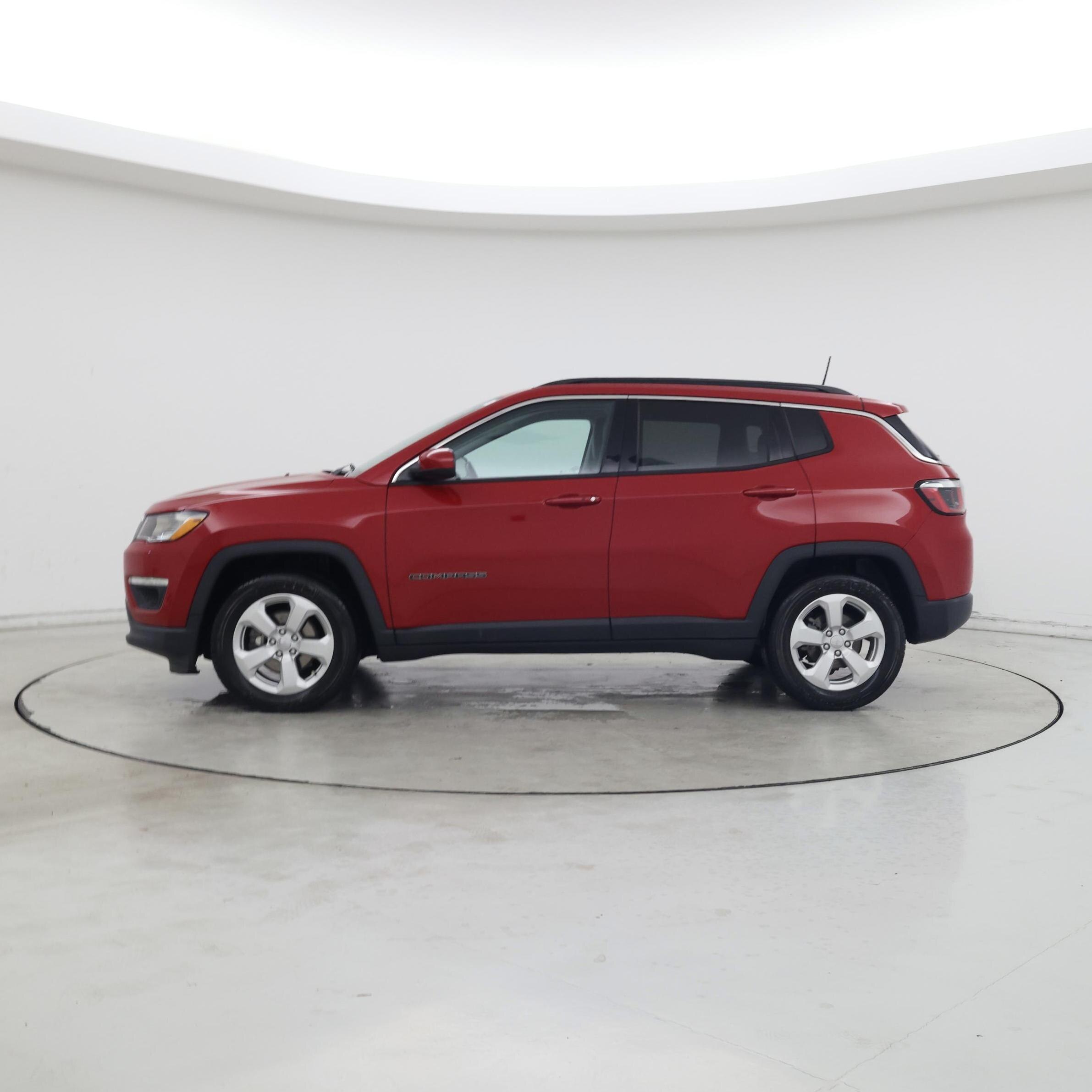 Thumbnail: 2019 Jeep Compass - 3