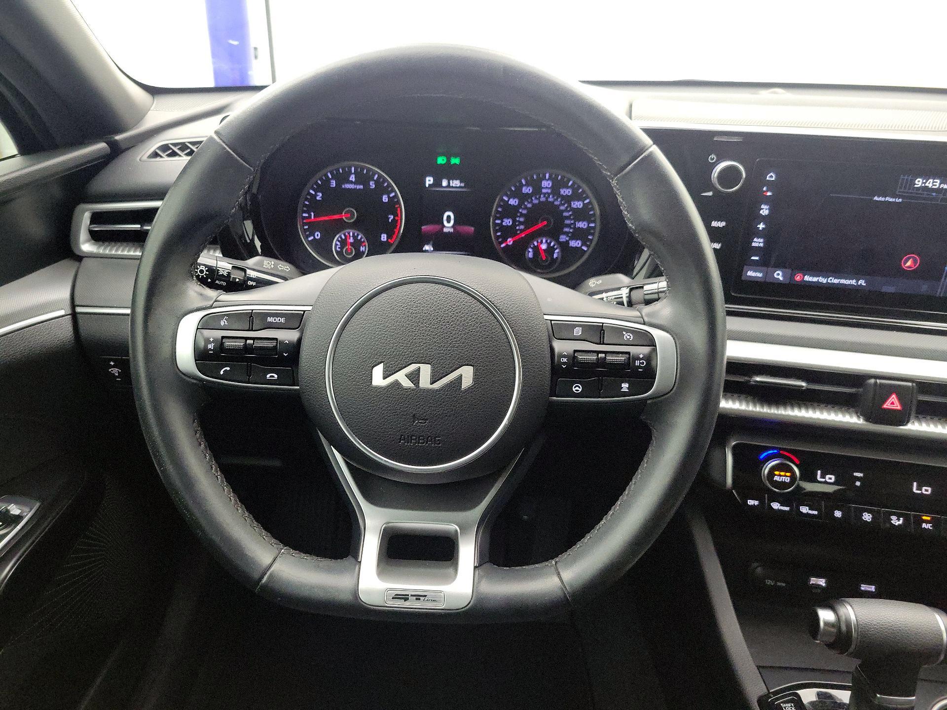 Thumbnail: 2023 Kia K5 - 10