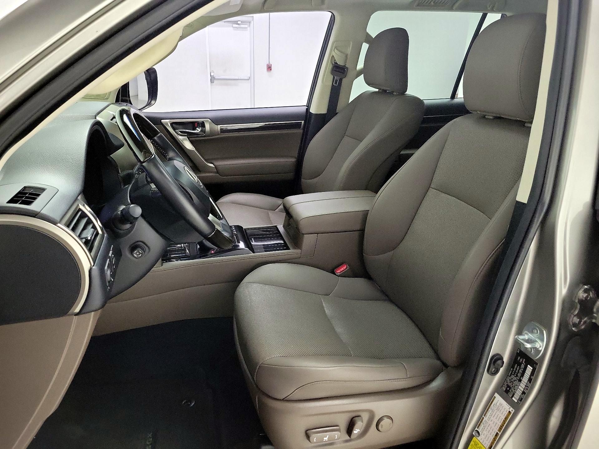 Thumbnail: 2021 Lexus GX - 11