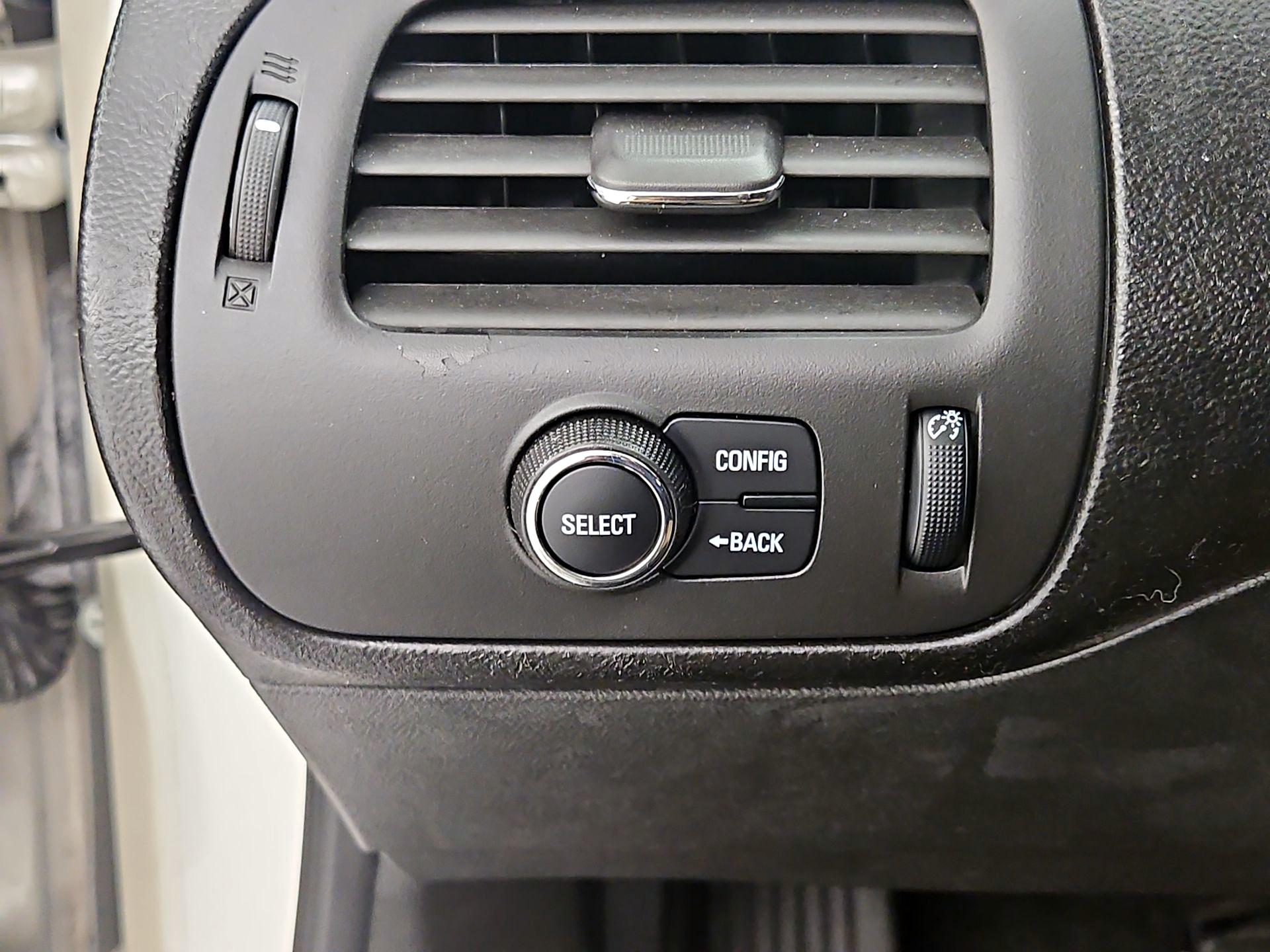 Thumbnail: 2014 Chevrolet Volt - 13