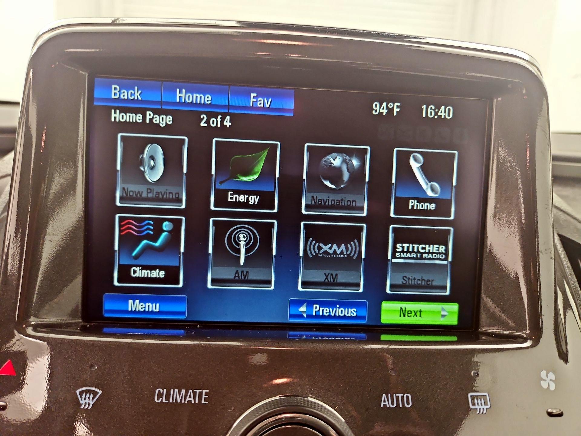 Thumbnail: 2014 Chevrolet Volt - 14