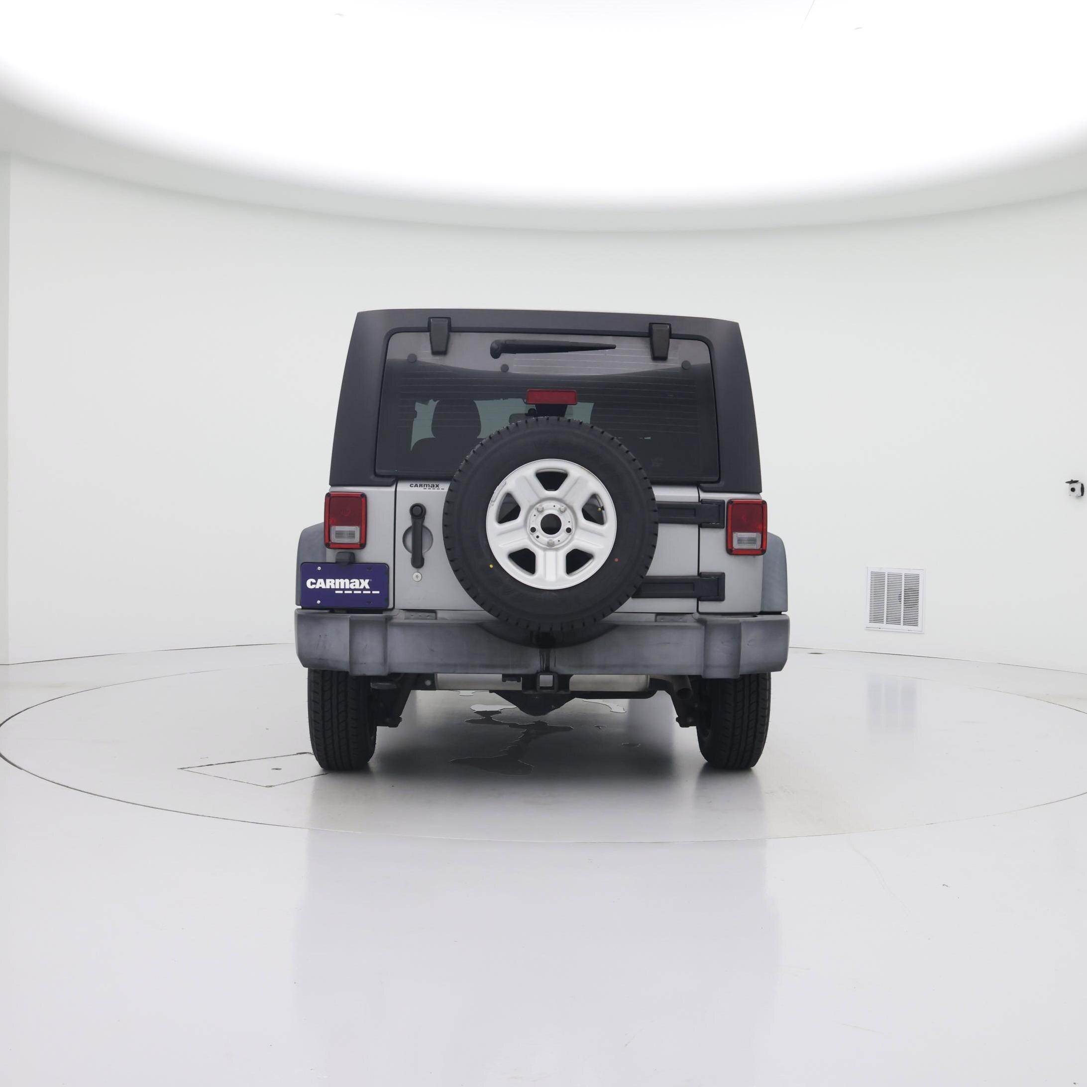 Thumbnail: 2016 Jeep Wrangler - 6