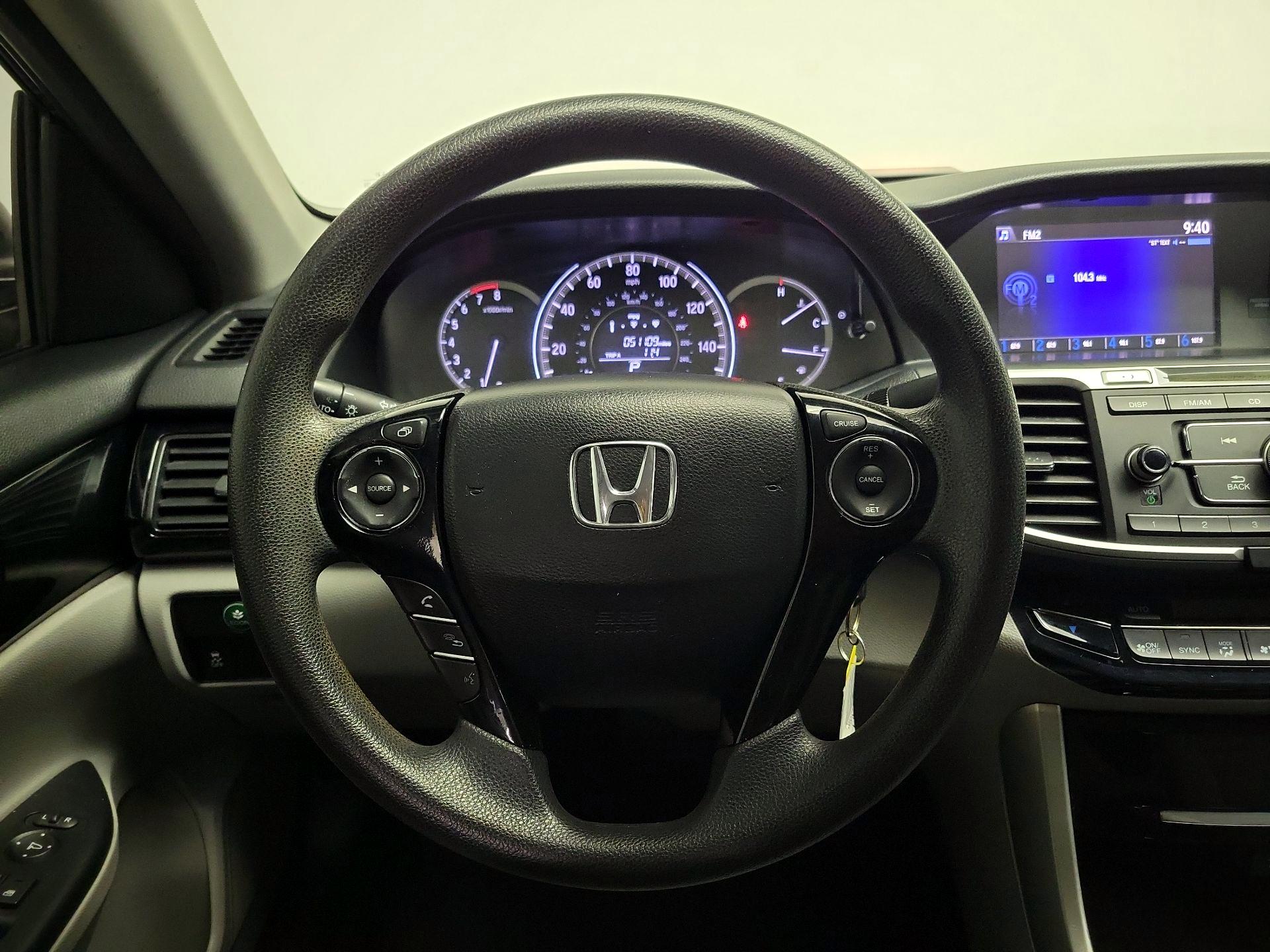 Thumbnail: 2017 Honda Accord - 10