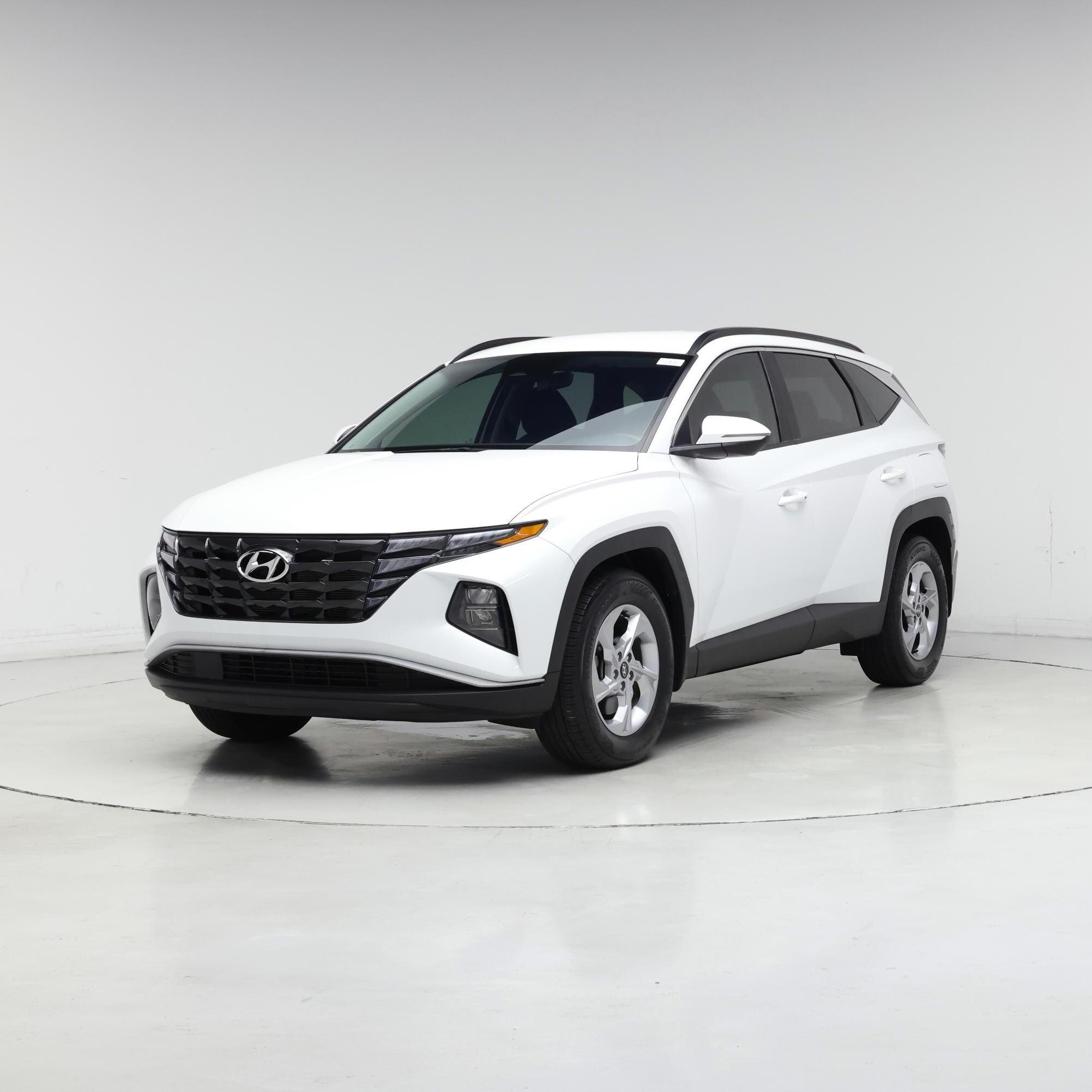 Thumbnail: 2022 Hyundai Tucson - 4