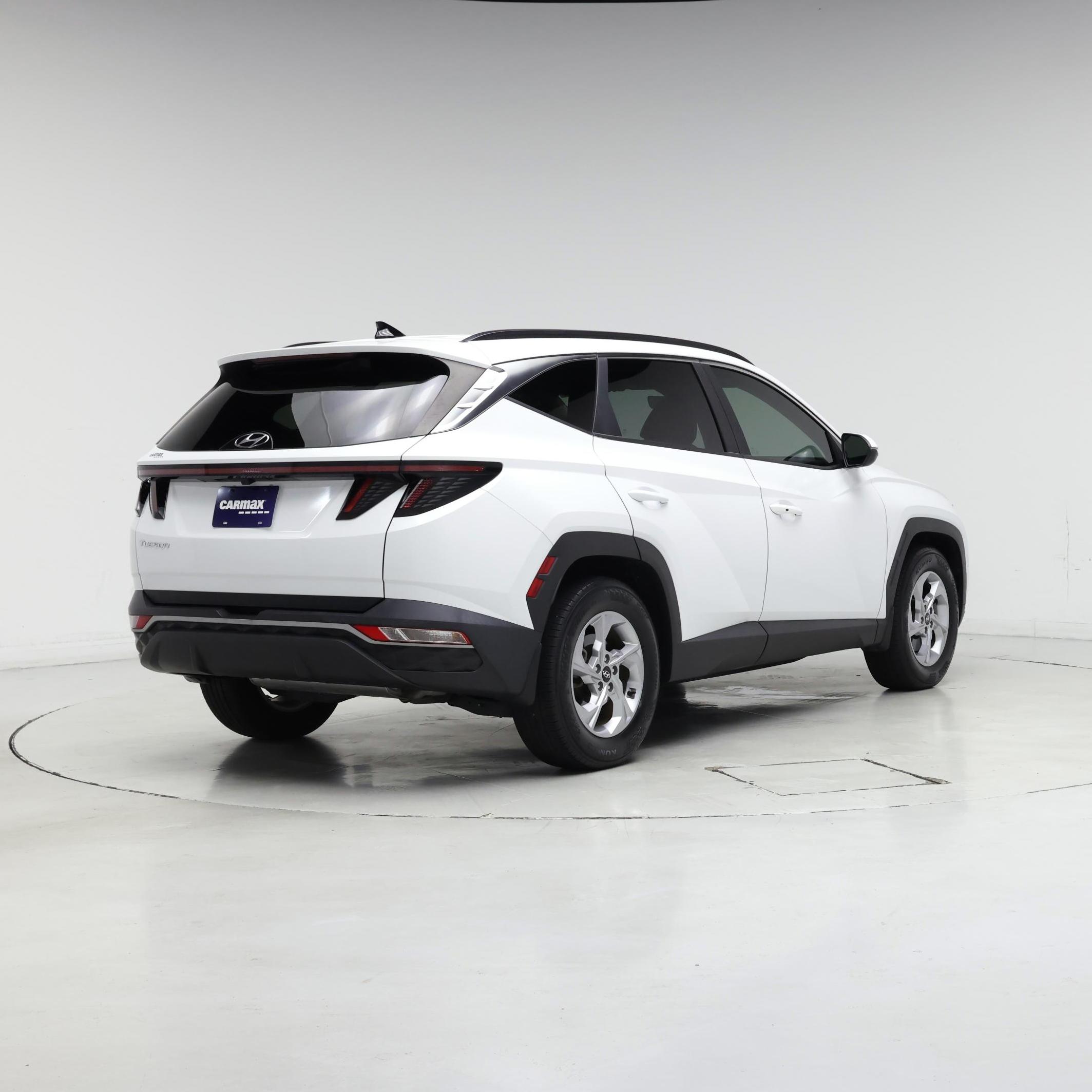 Thumbnail: 2022 Hyundai Tucson - 8