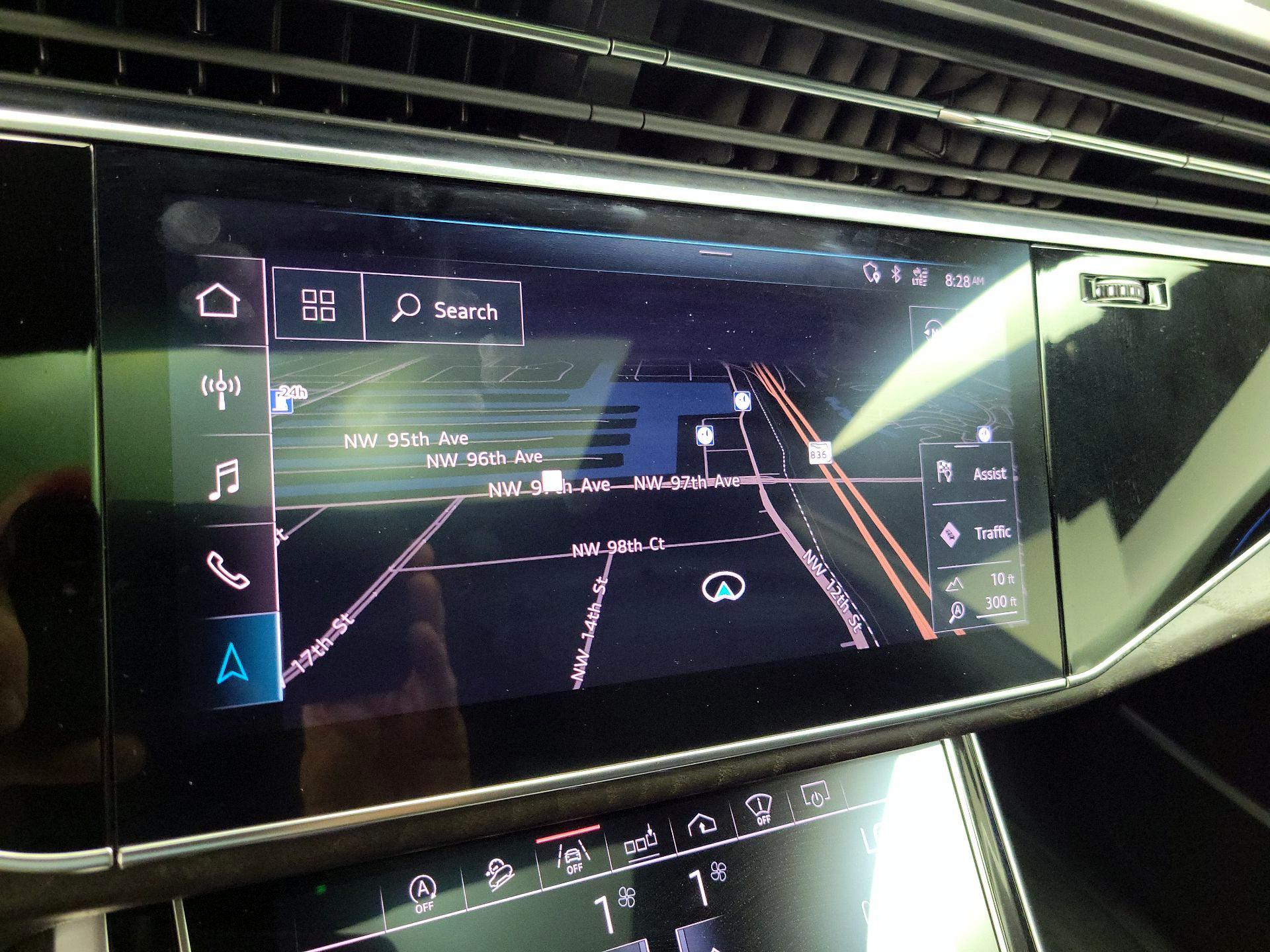 Thumbnail: 2019 Audi Q8 - 14